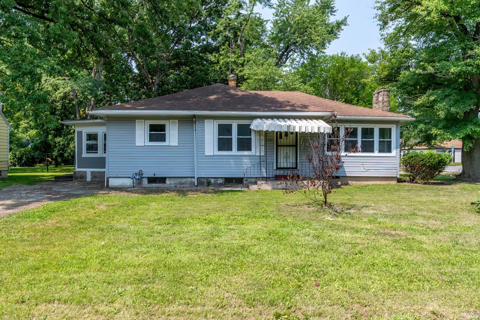 4602 Euclid Avenue Property Photo 1