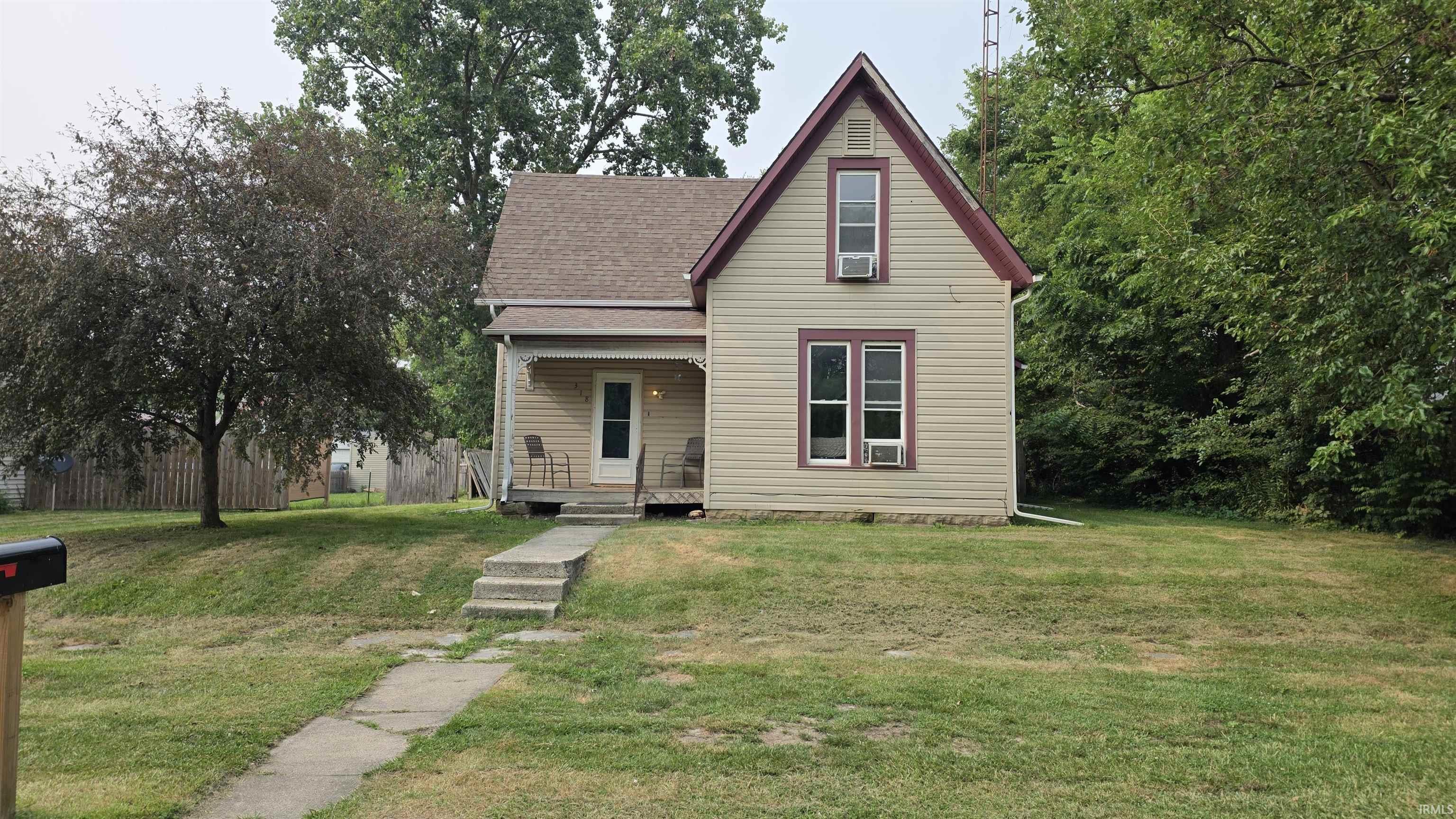 318 E Arch Street Property Photo 1