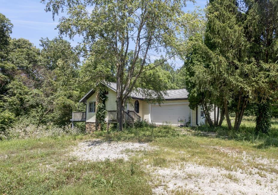 6269 E State Road 54 Property Photo 1