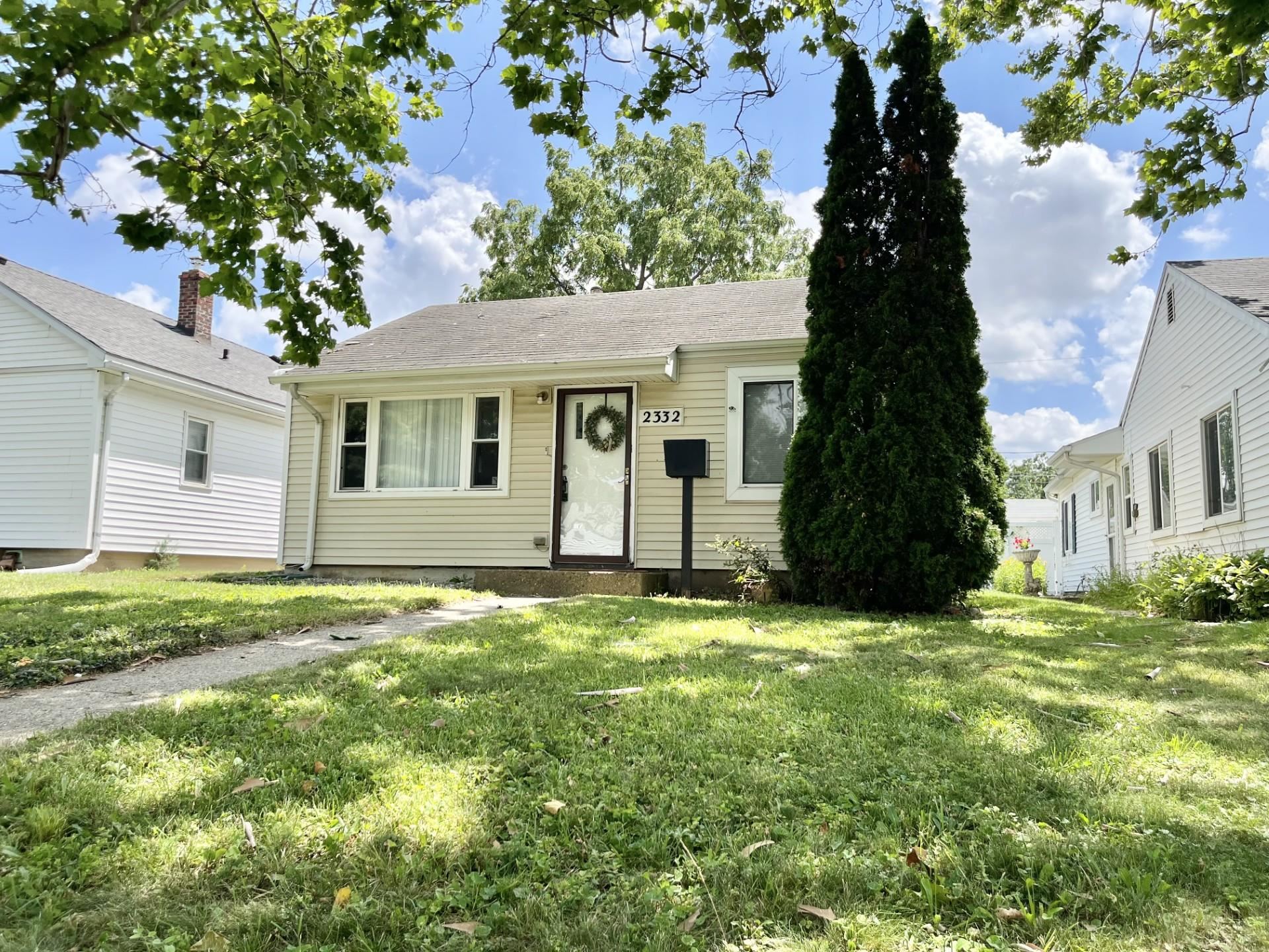 2332 Curdes Avenue Property Photo 1