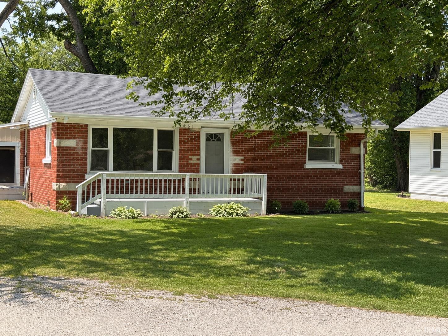 1661 Jeanette Avenue Property Photo 1