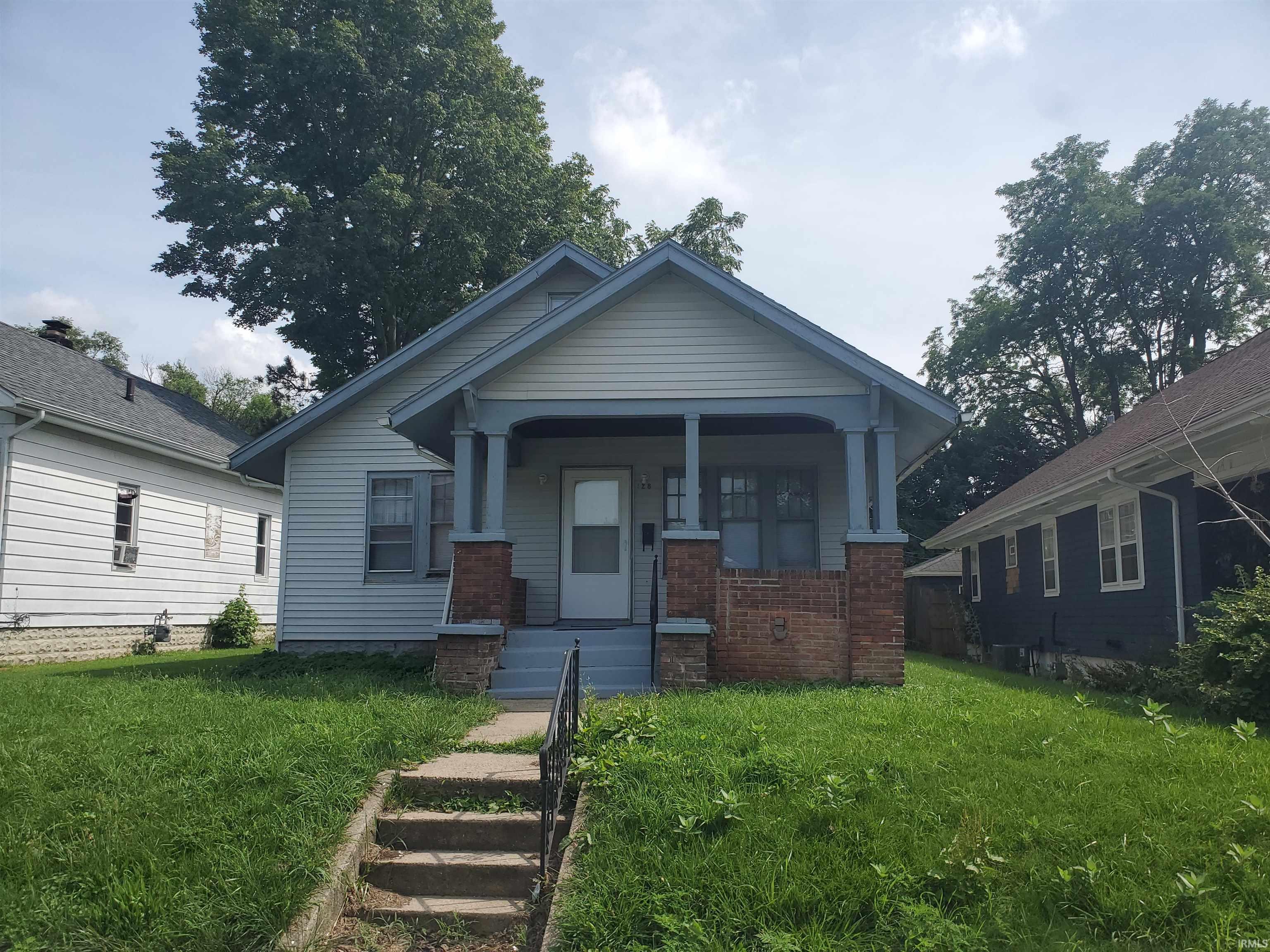 128 E Irvington Street Property Photo 1