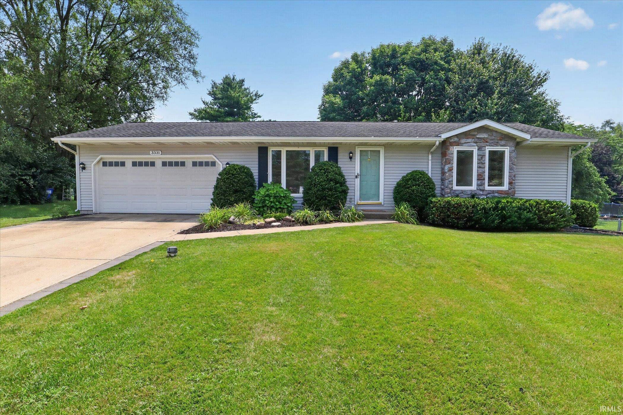 3331 E East Ridge Drive