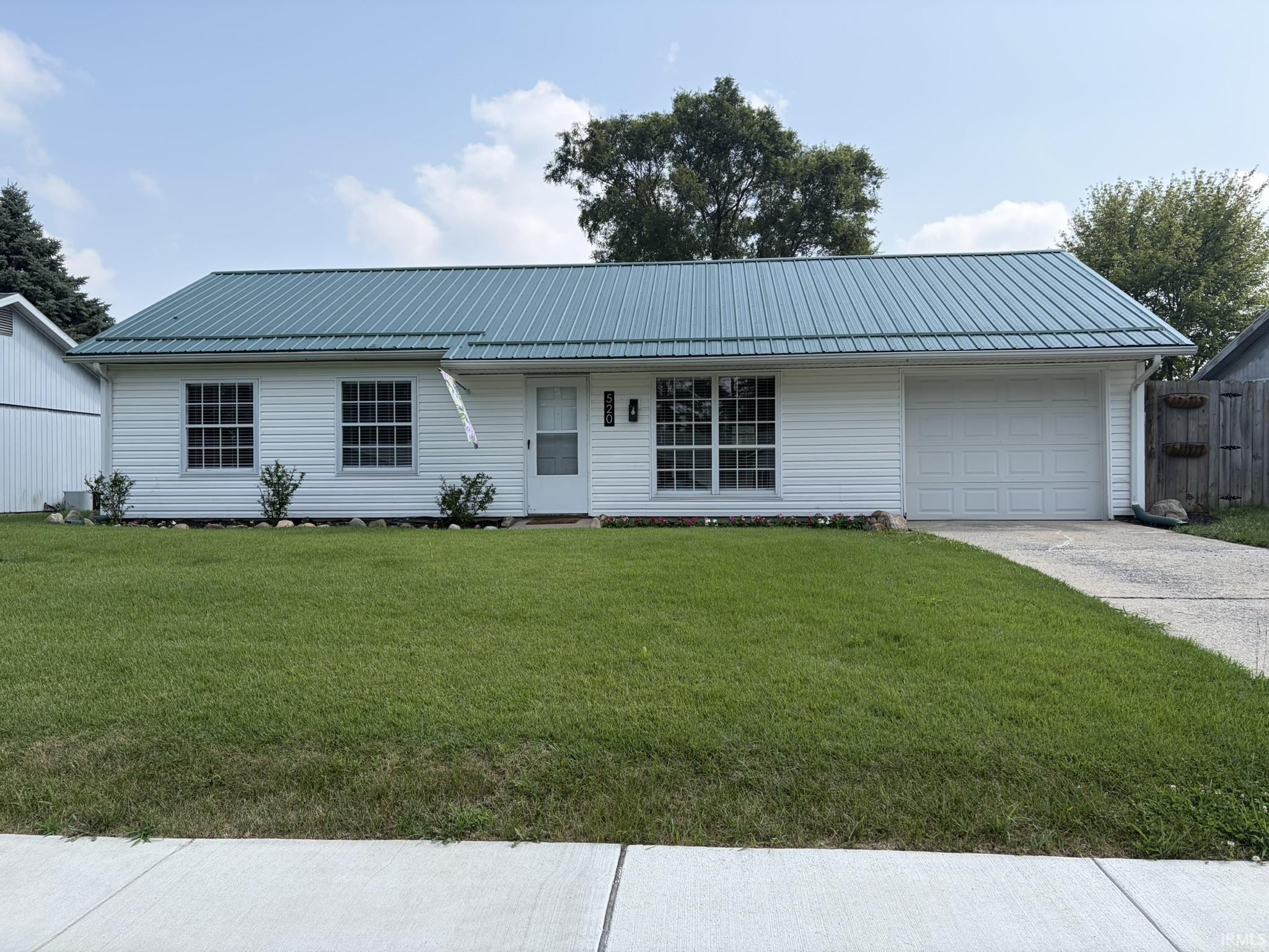 520 Beechwood Drive Property Photo 1