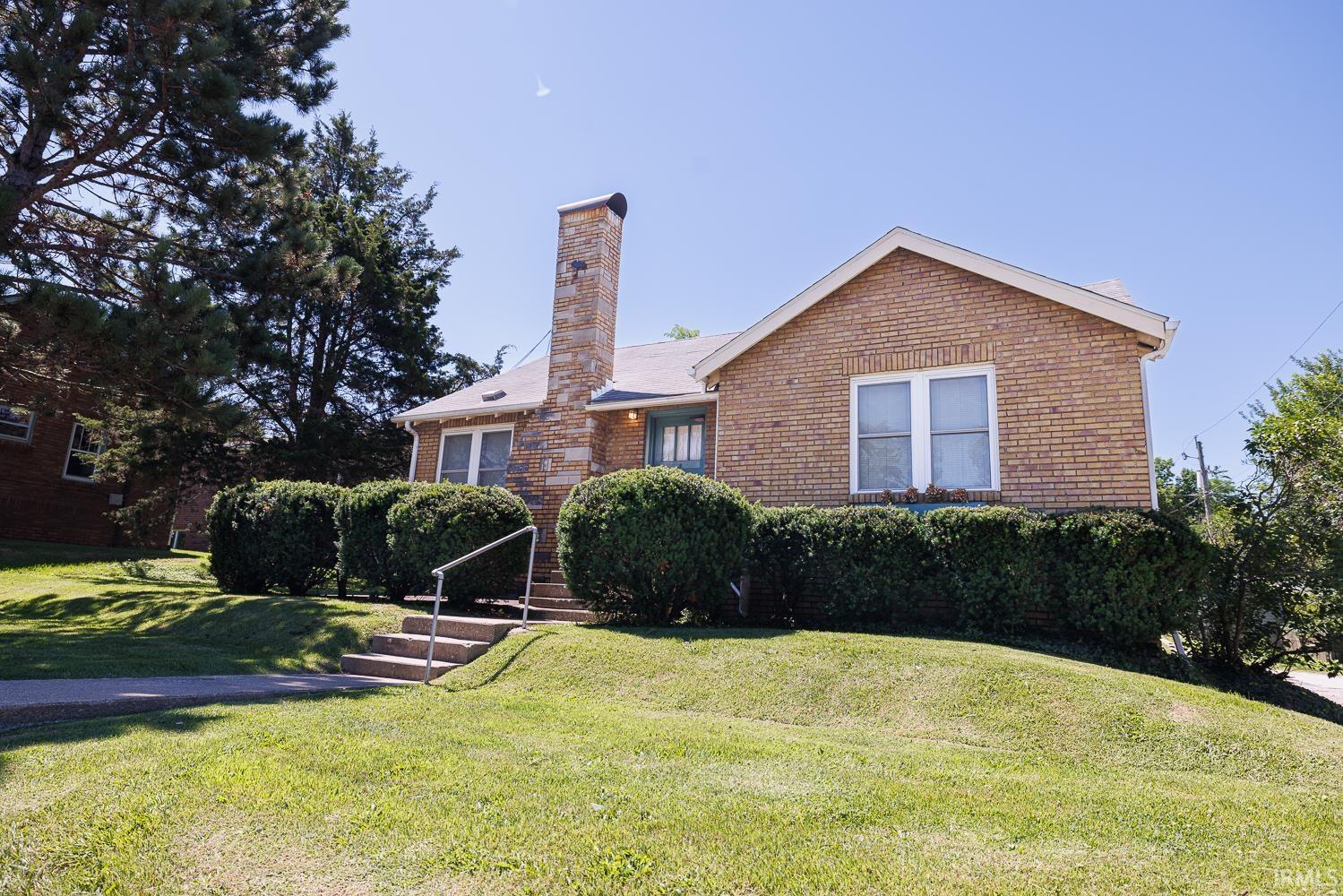 1314 E Atwater Avenue Property Photo 1