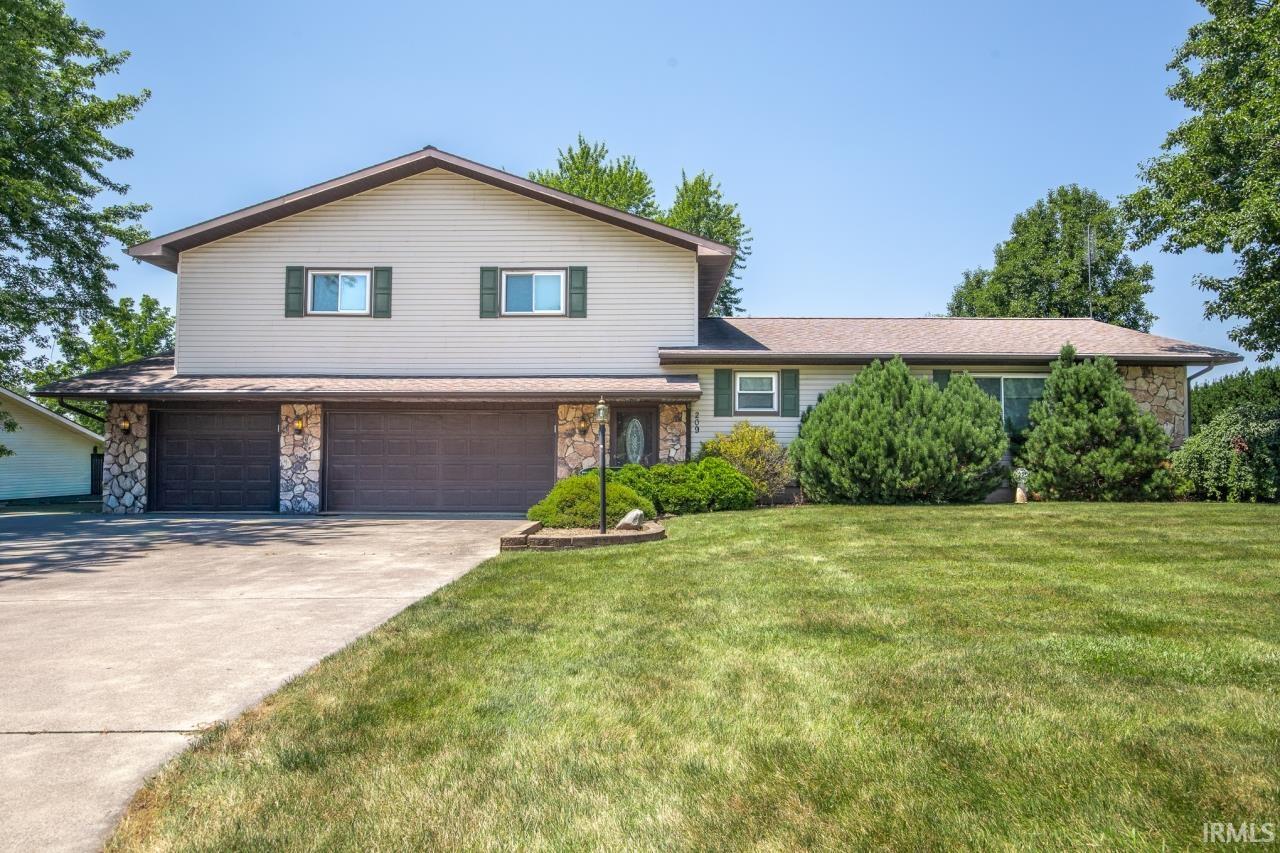 209 Highland Avenue Property Photo 1