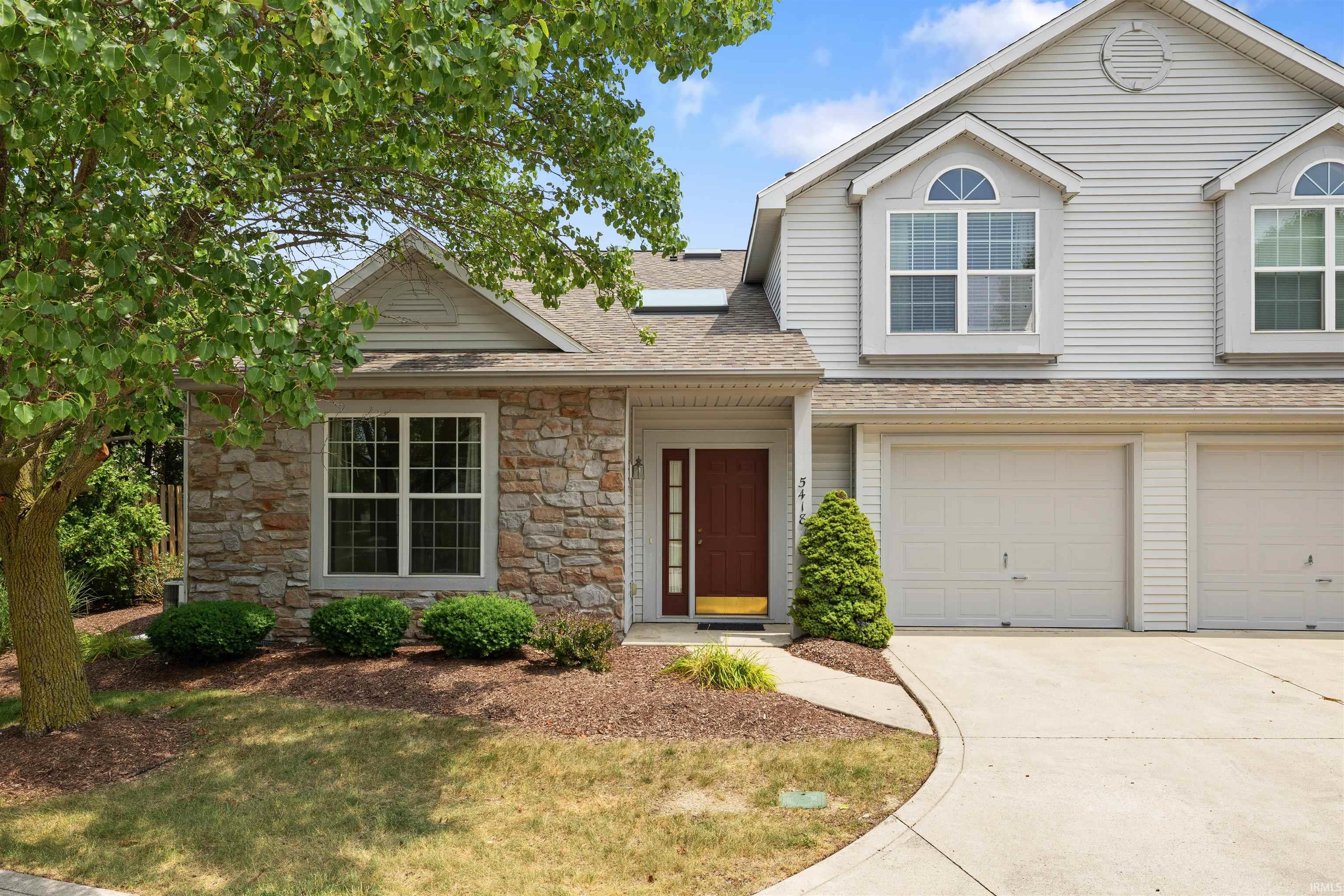 5418 Thornbriar Lane Property Photo 1