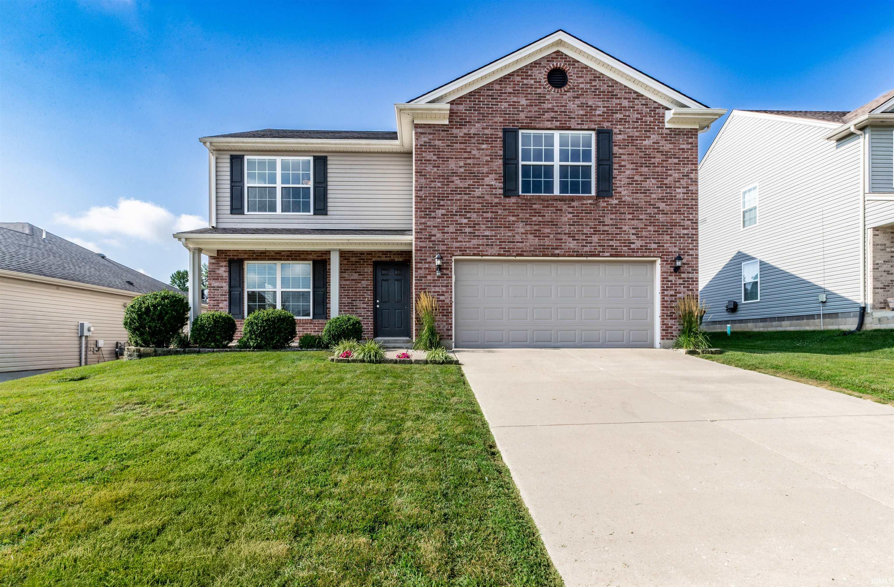 823 Groveview Court Property Photo 1