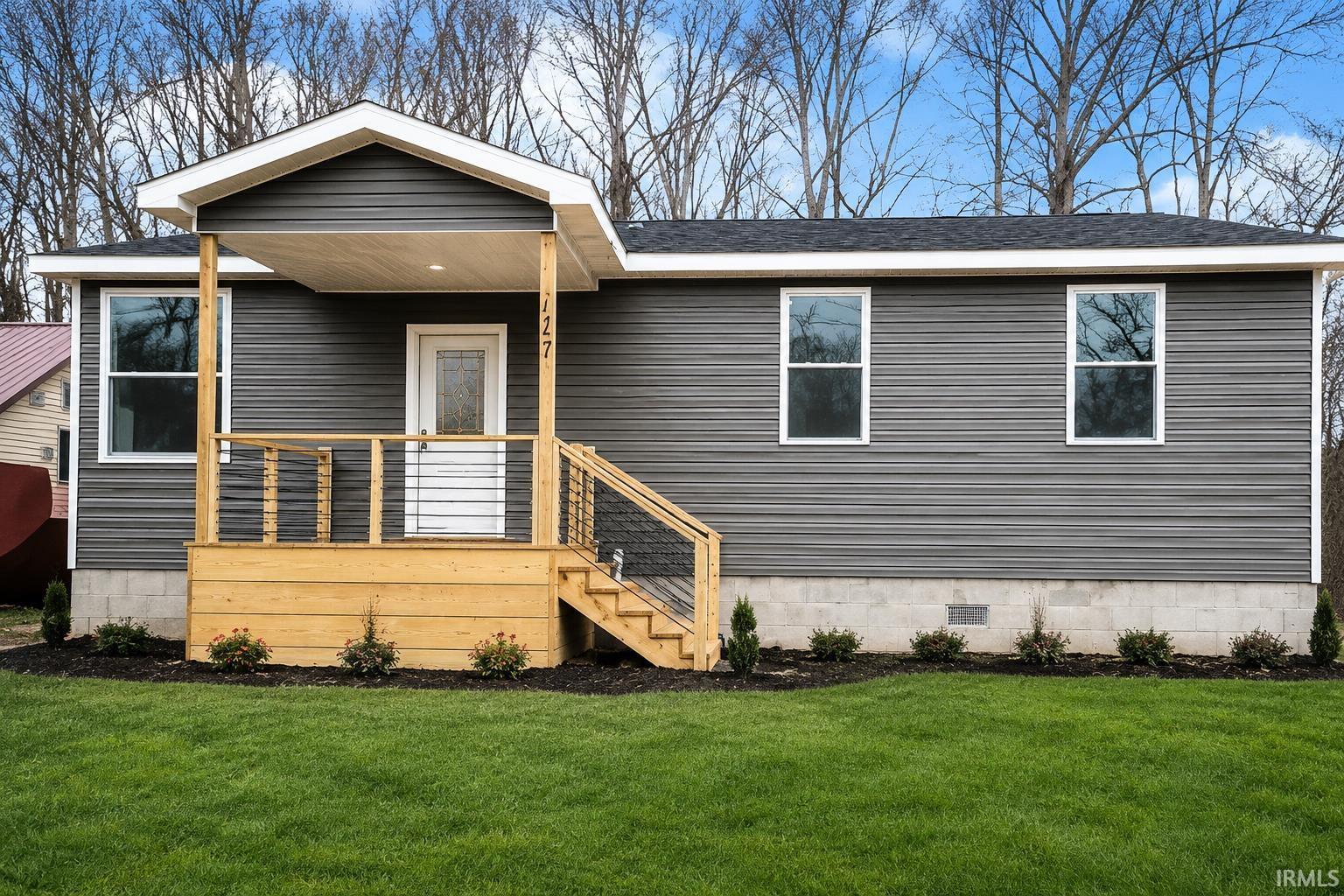 714 Bluewater Court Property Photo 1