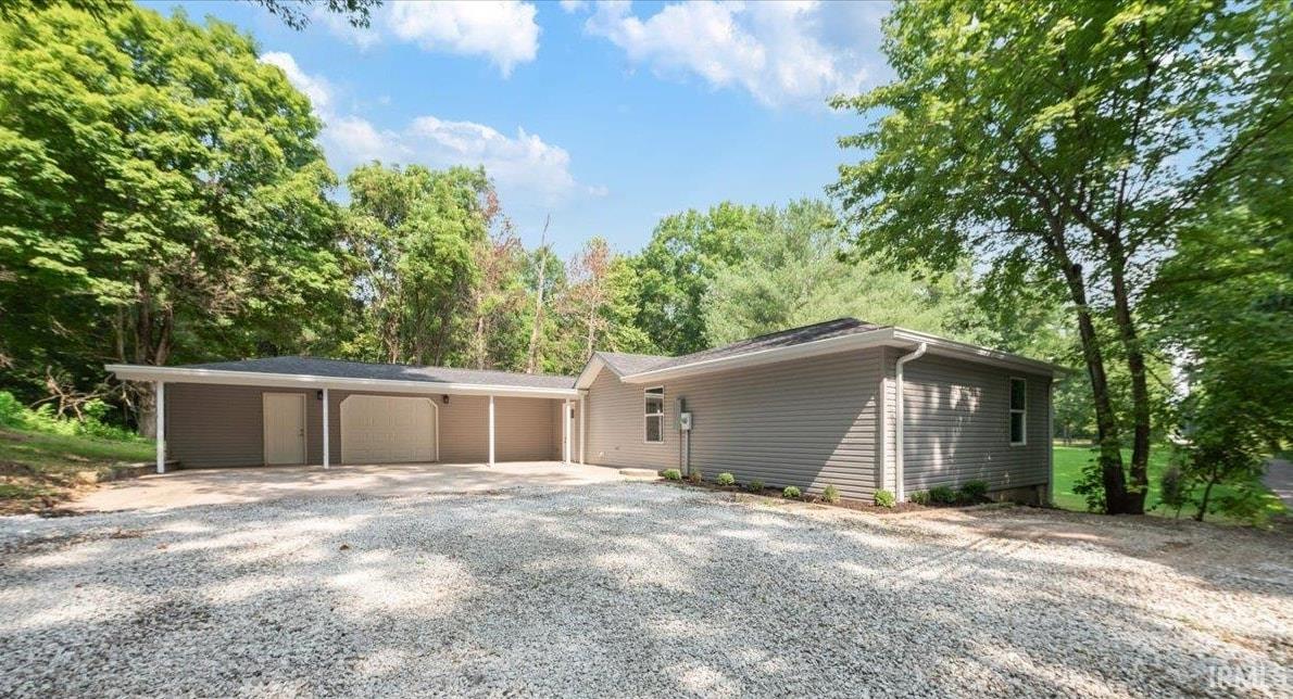 2097 Tripleton Pike Road Property Photo 1