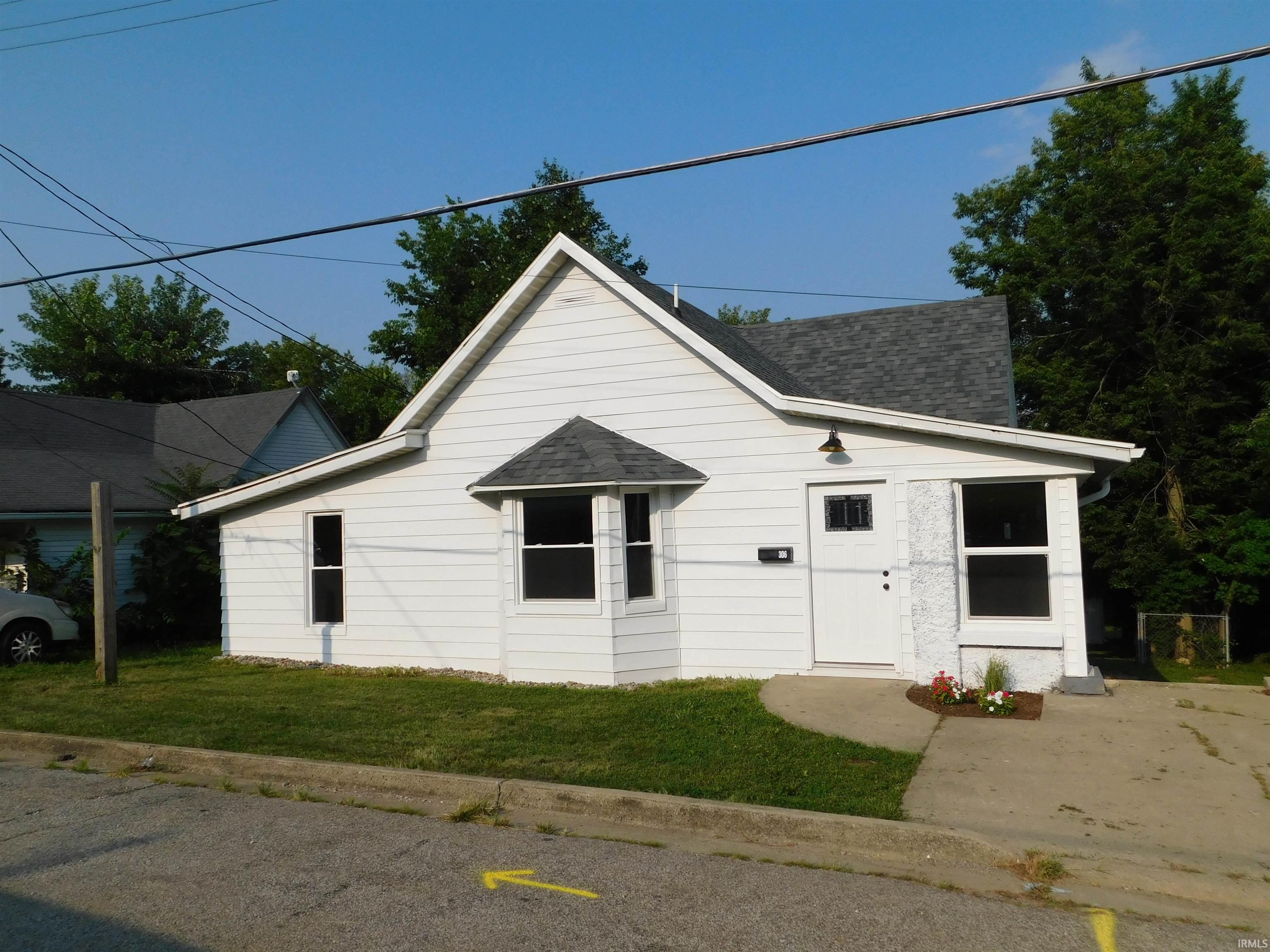 306 S Posey Street Property Photo 1
