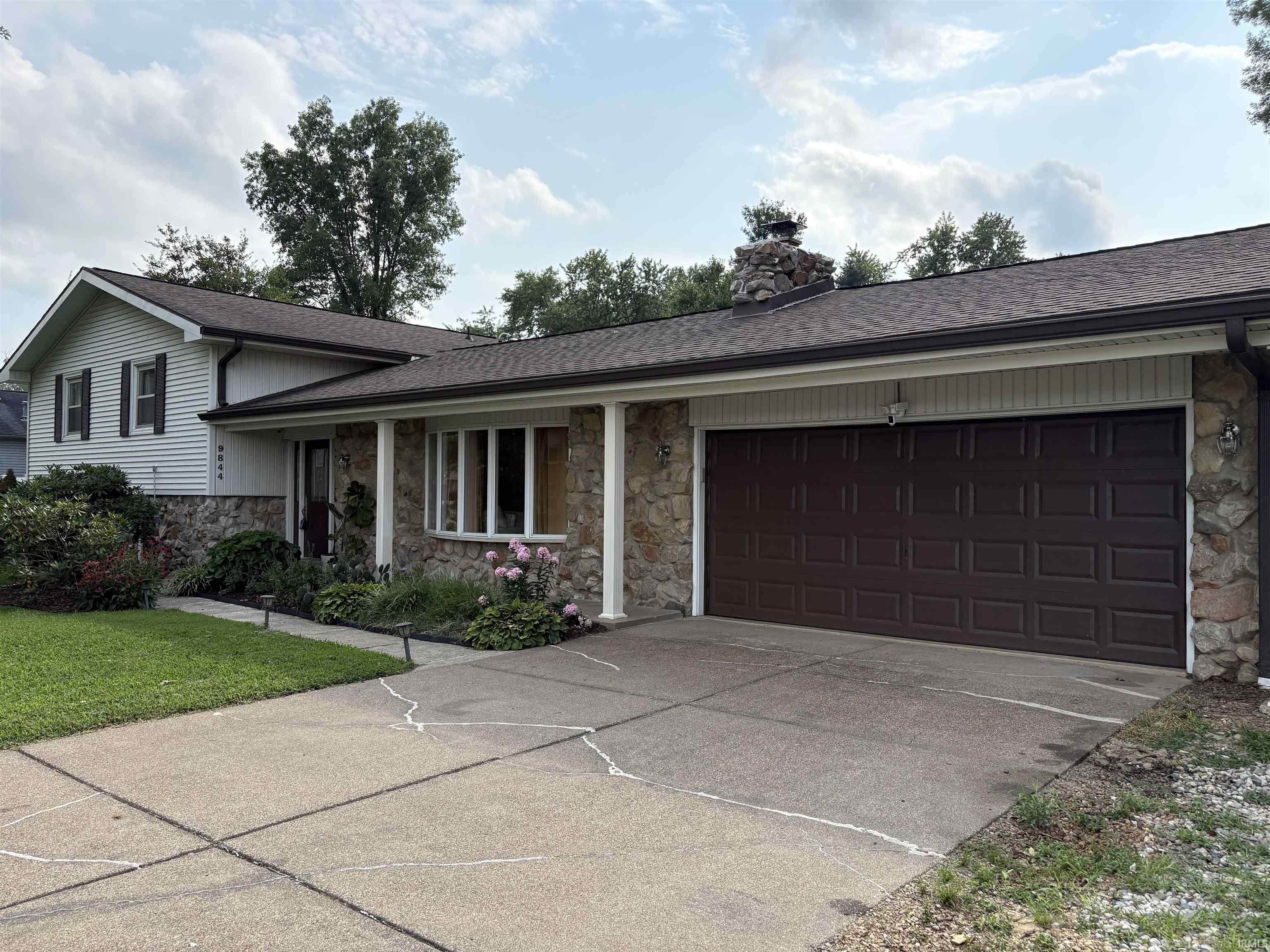 9844 Powers Drive