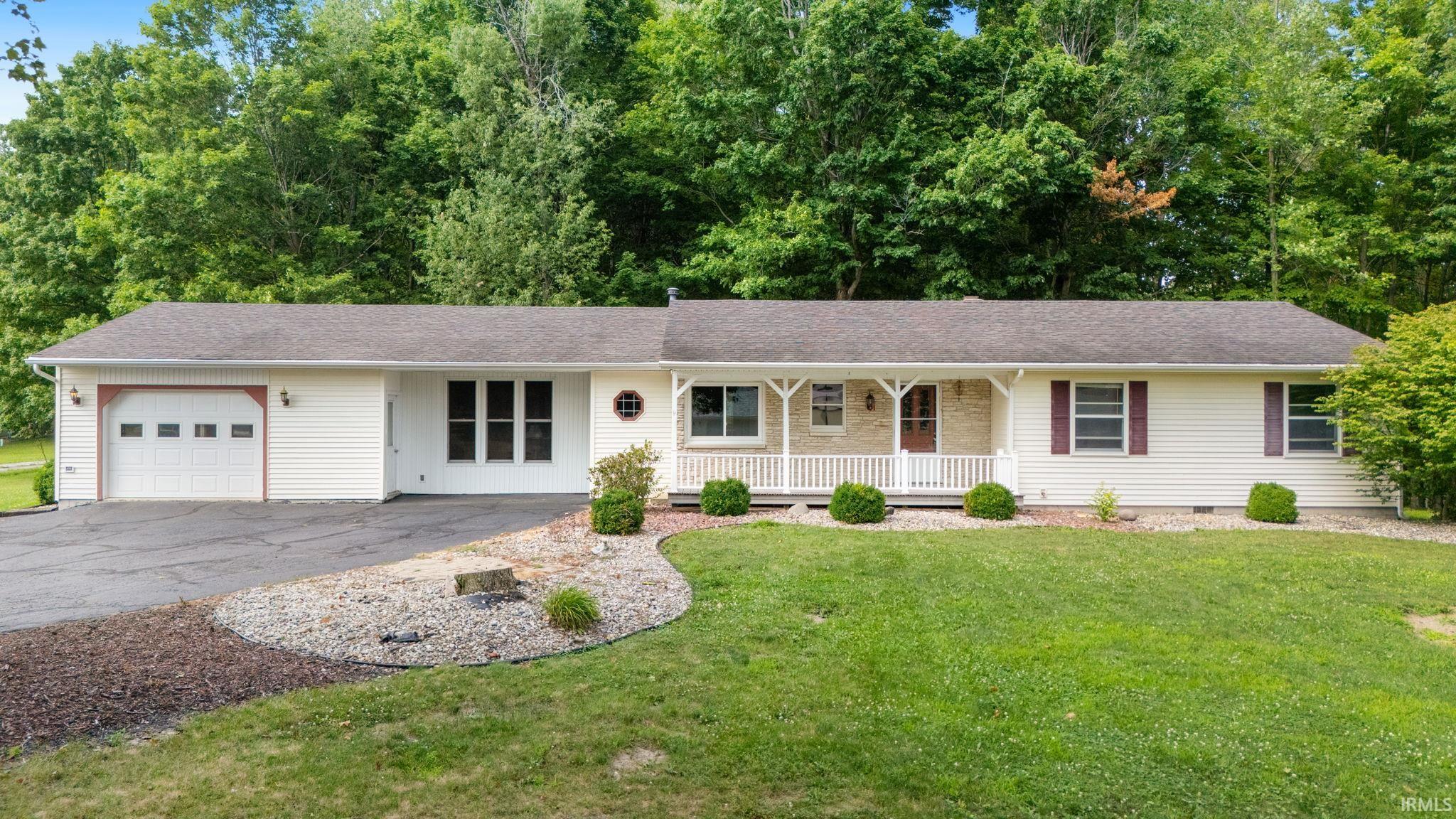 820 W Dogwood Drive Property Photo 1