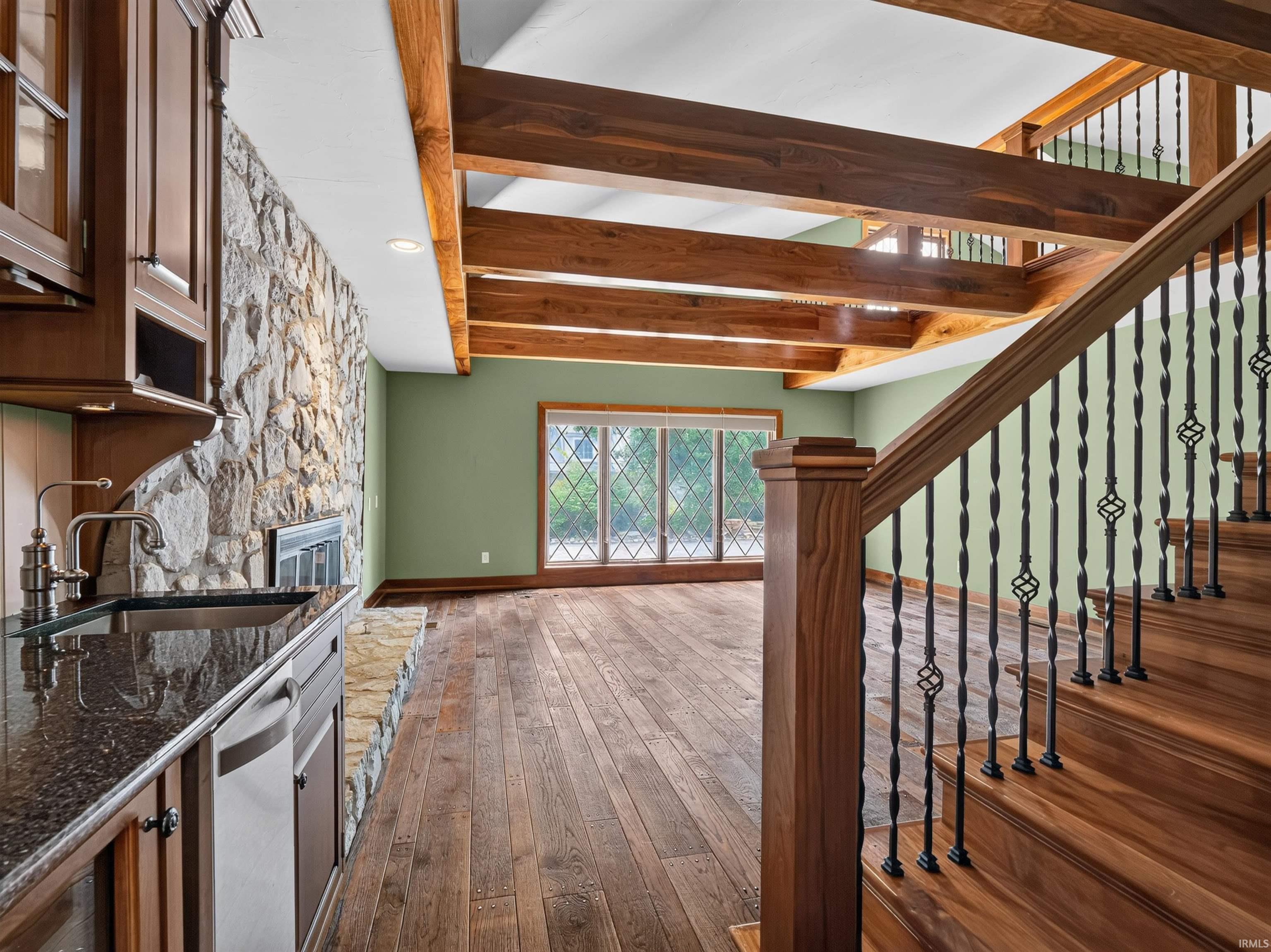 8027 Woodwind Drive Property Photo 10