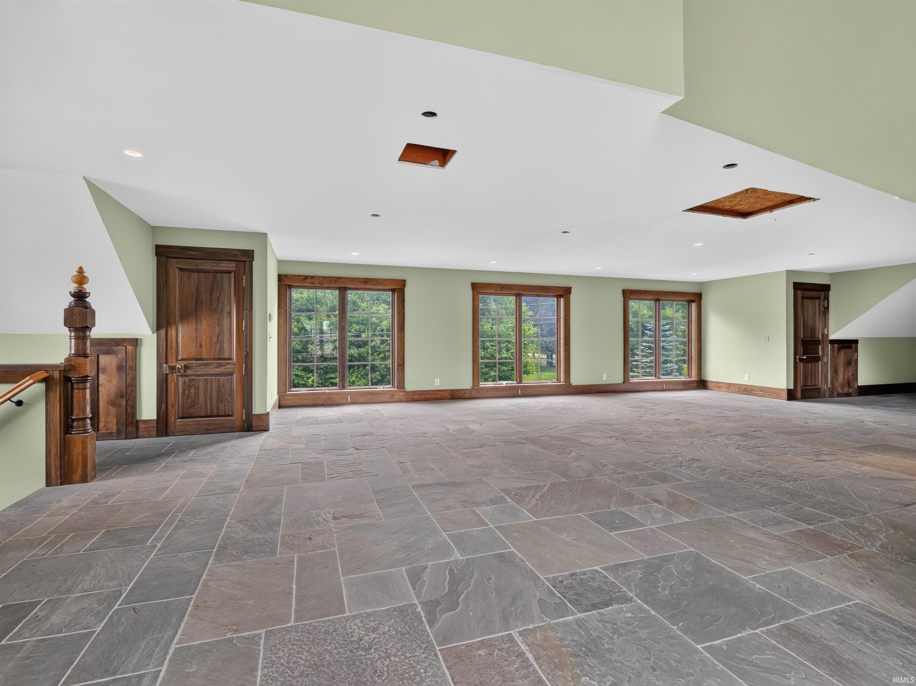 8027 Woodwind Drive Property Photo 43