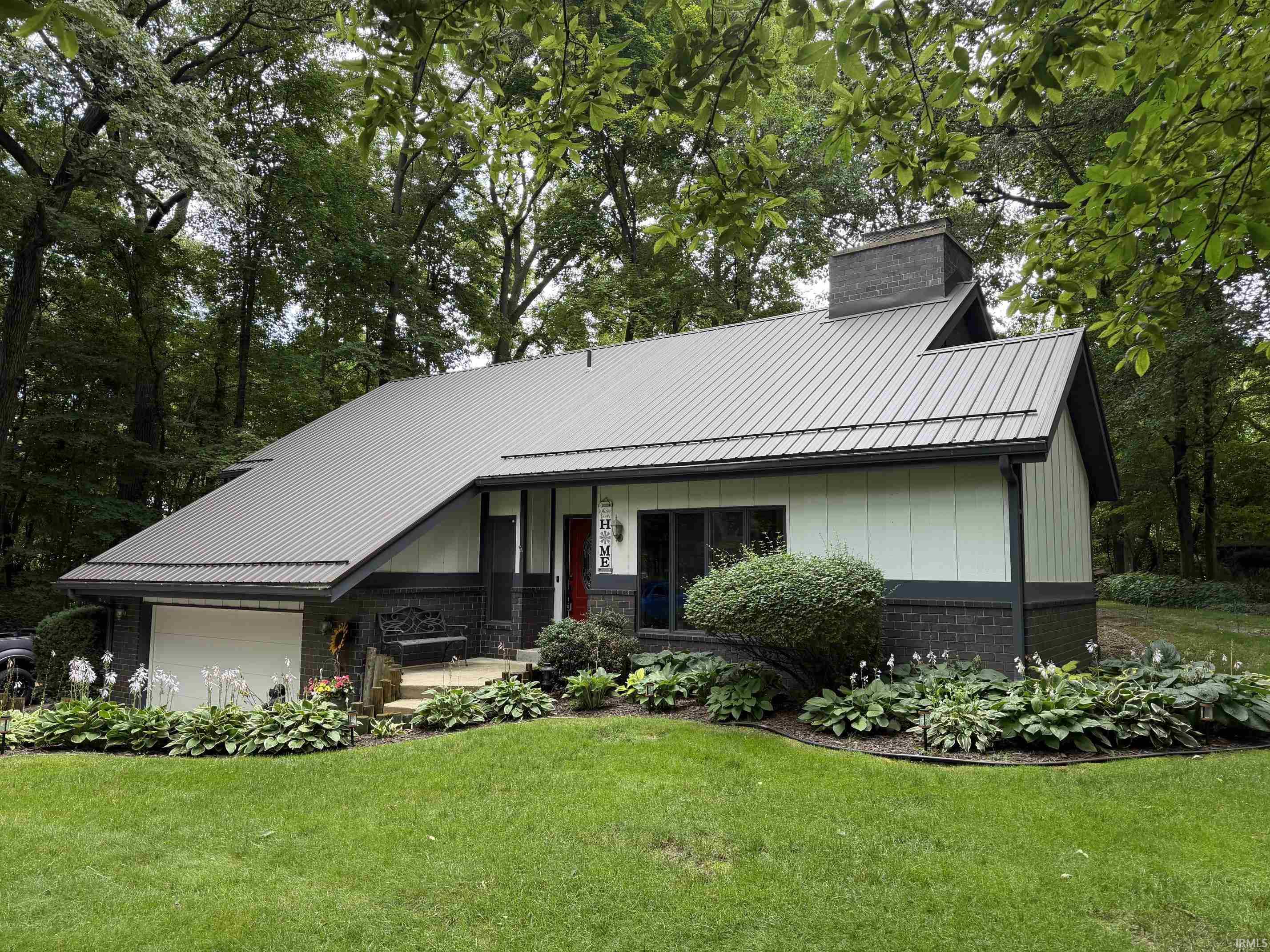 12418 Dee Drive Property Photo 1