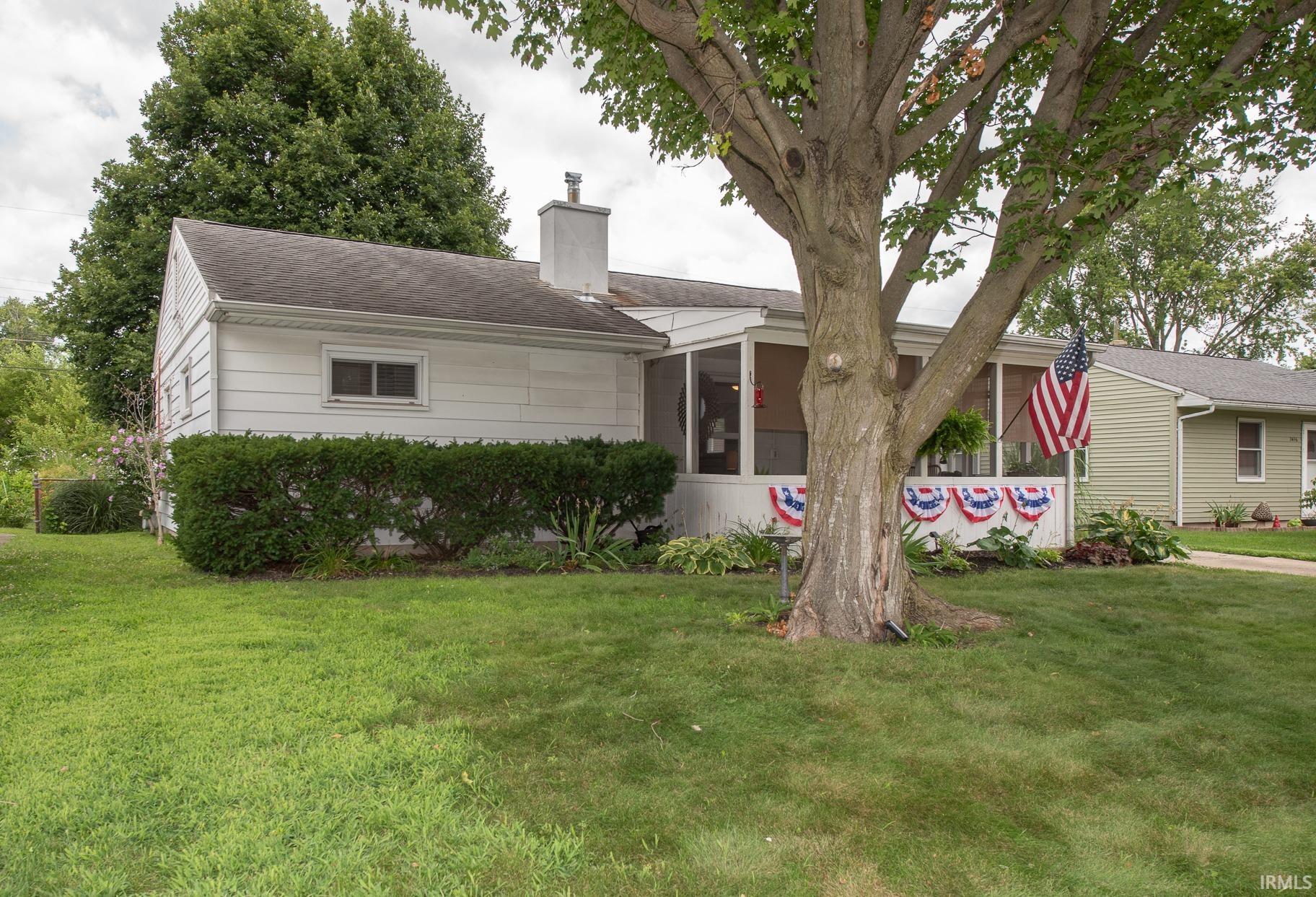2500 Foxhall Drive Property Photo 1