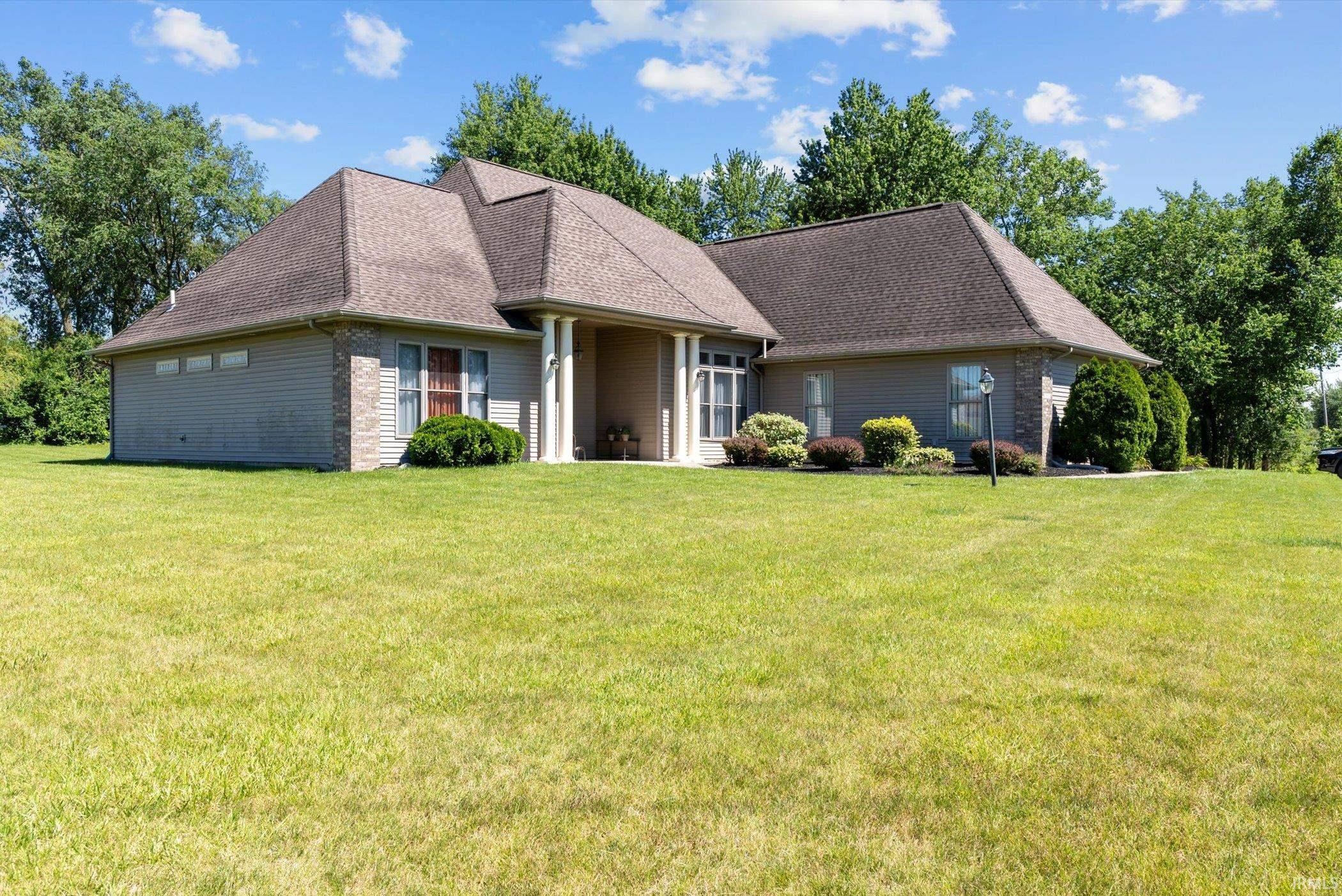 5813 Wayne Trace Property Photo 1