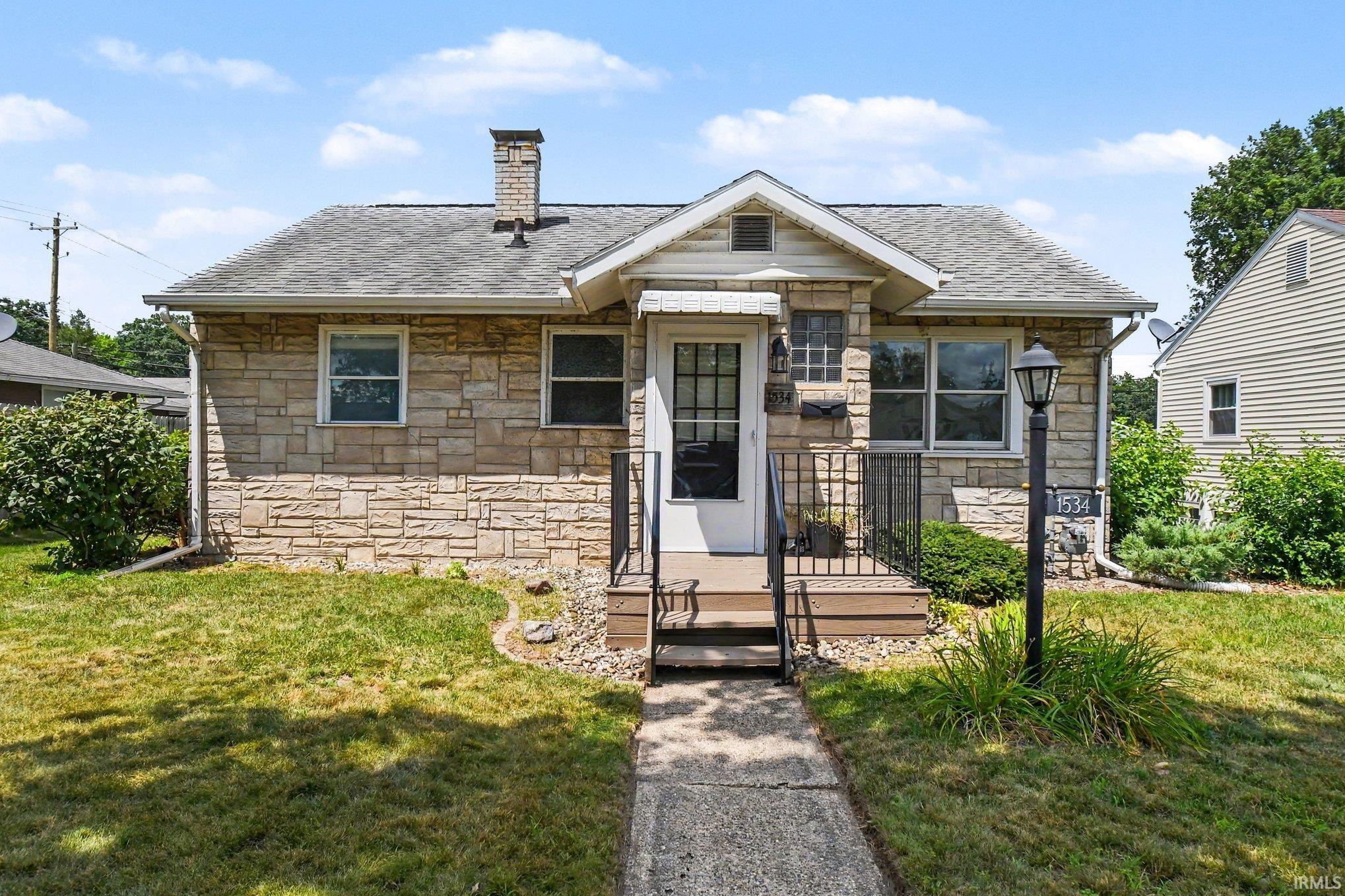 1534 Kilbourn Street Property Photo 1