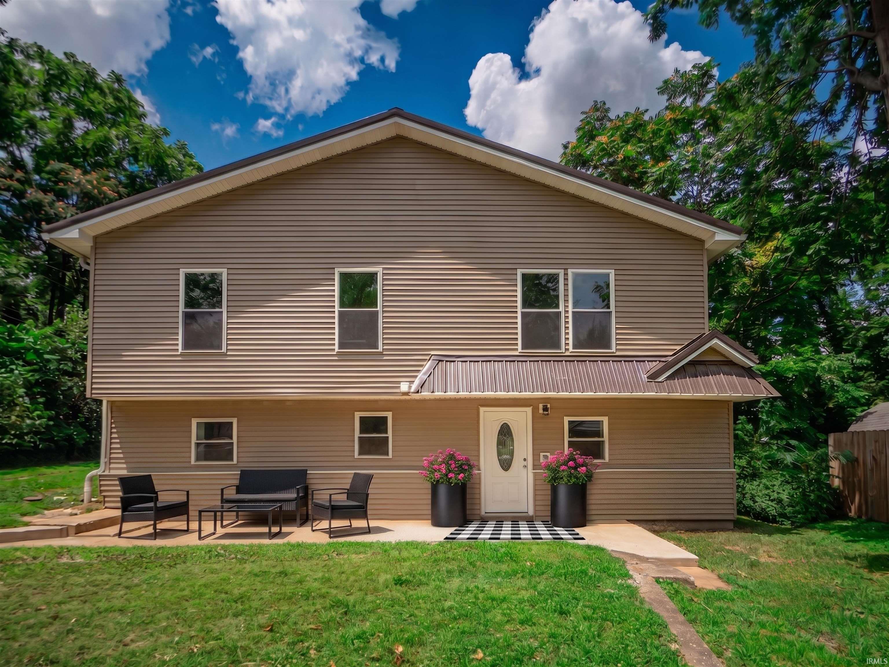 407 S Eighth Street Property Photo 1