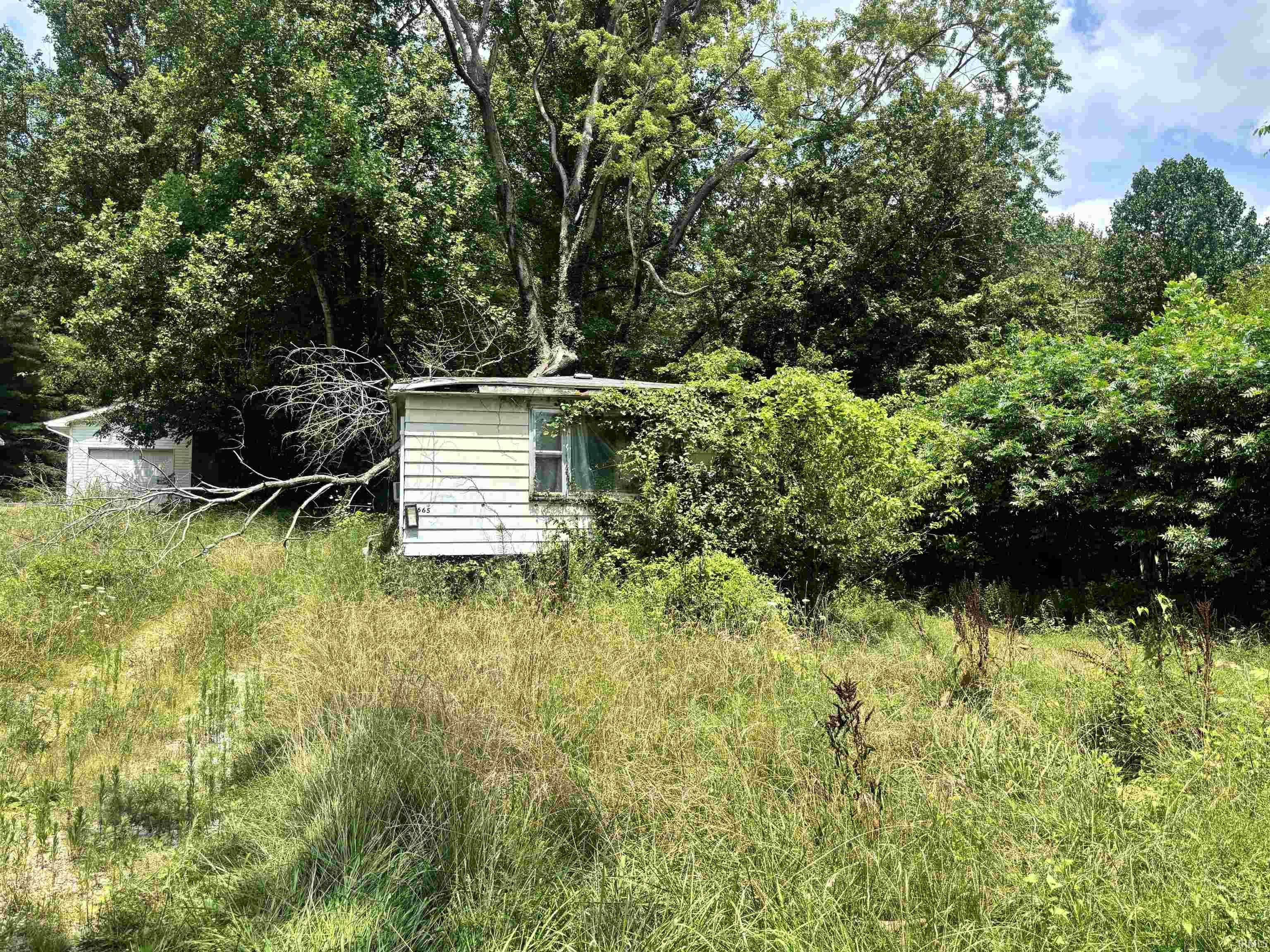 6665 North Drive Property Photo 1