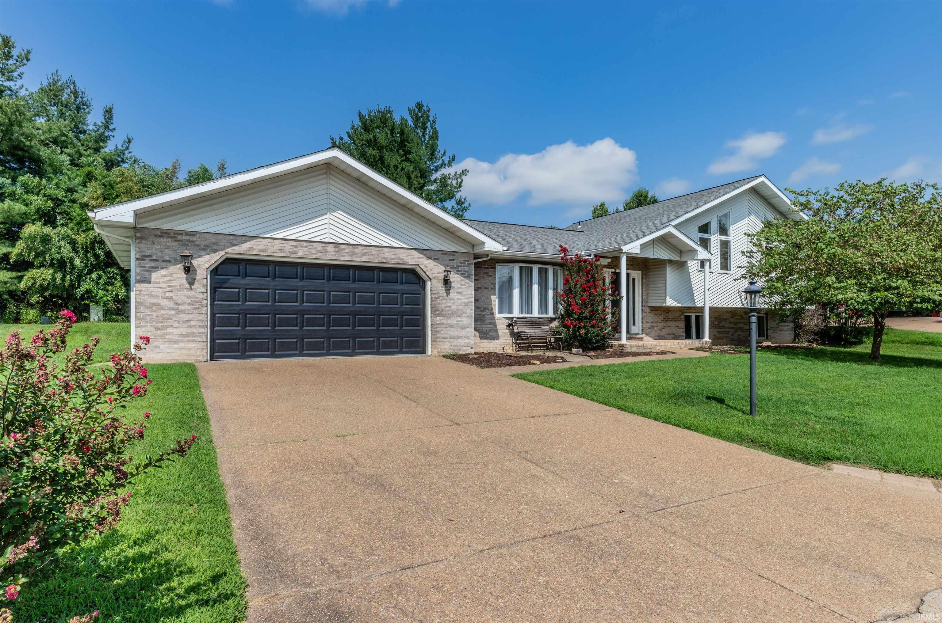 8330 Greendale Drive Property Photo 1
