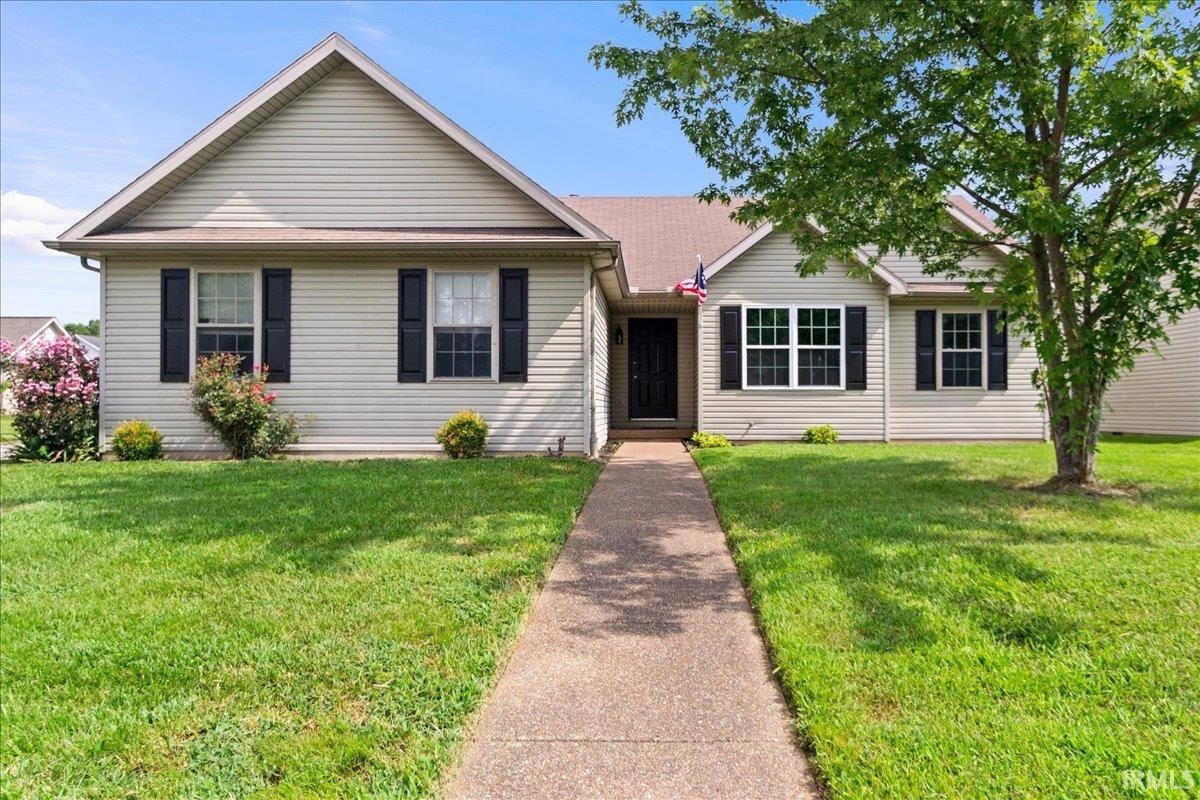 644 Woodall Drive Property Photo 1