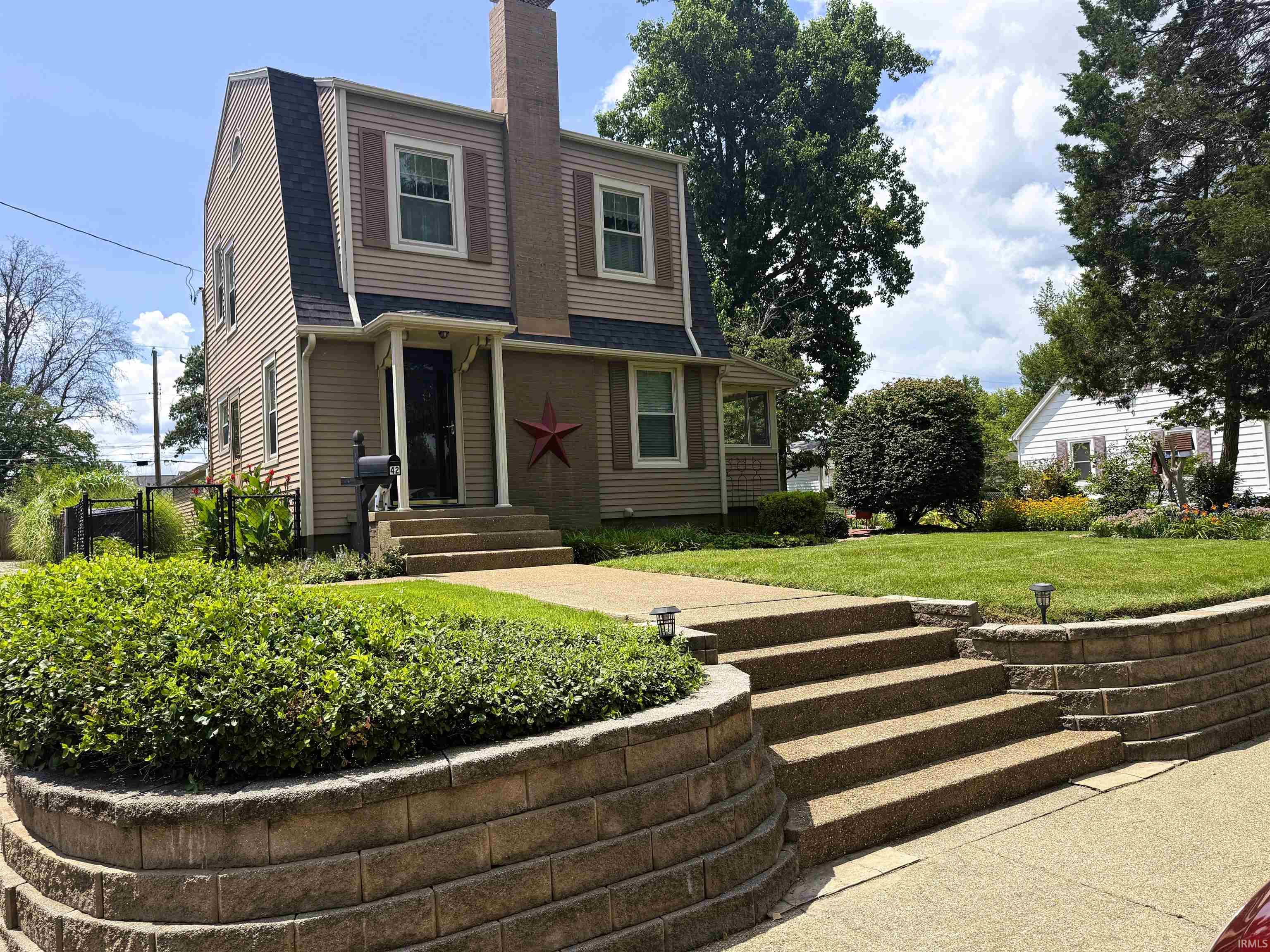 42 N Kelsey Avenue