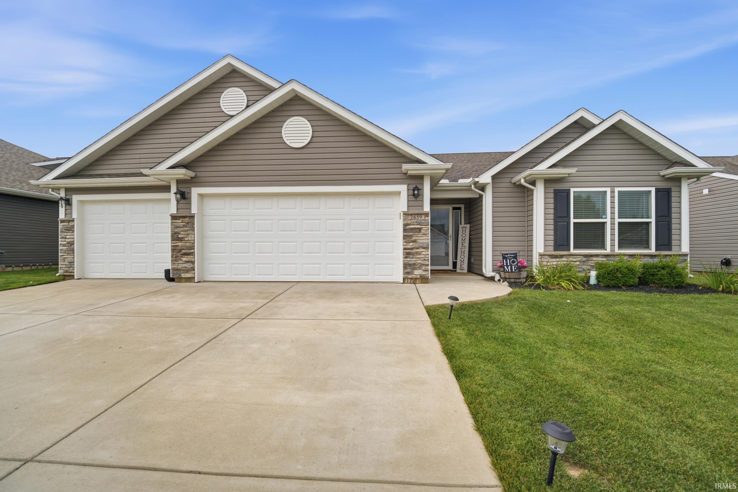 2659 Glastonbury Way Property Photo 1
