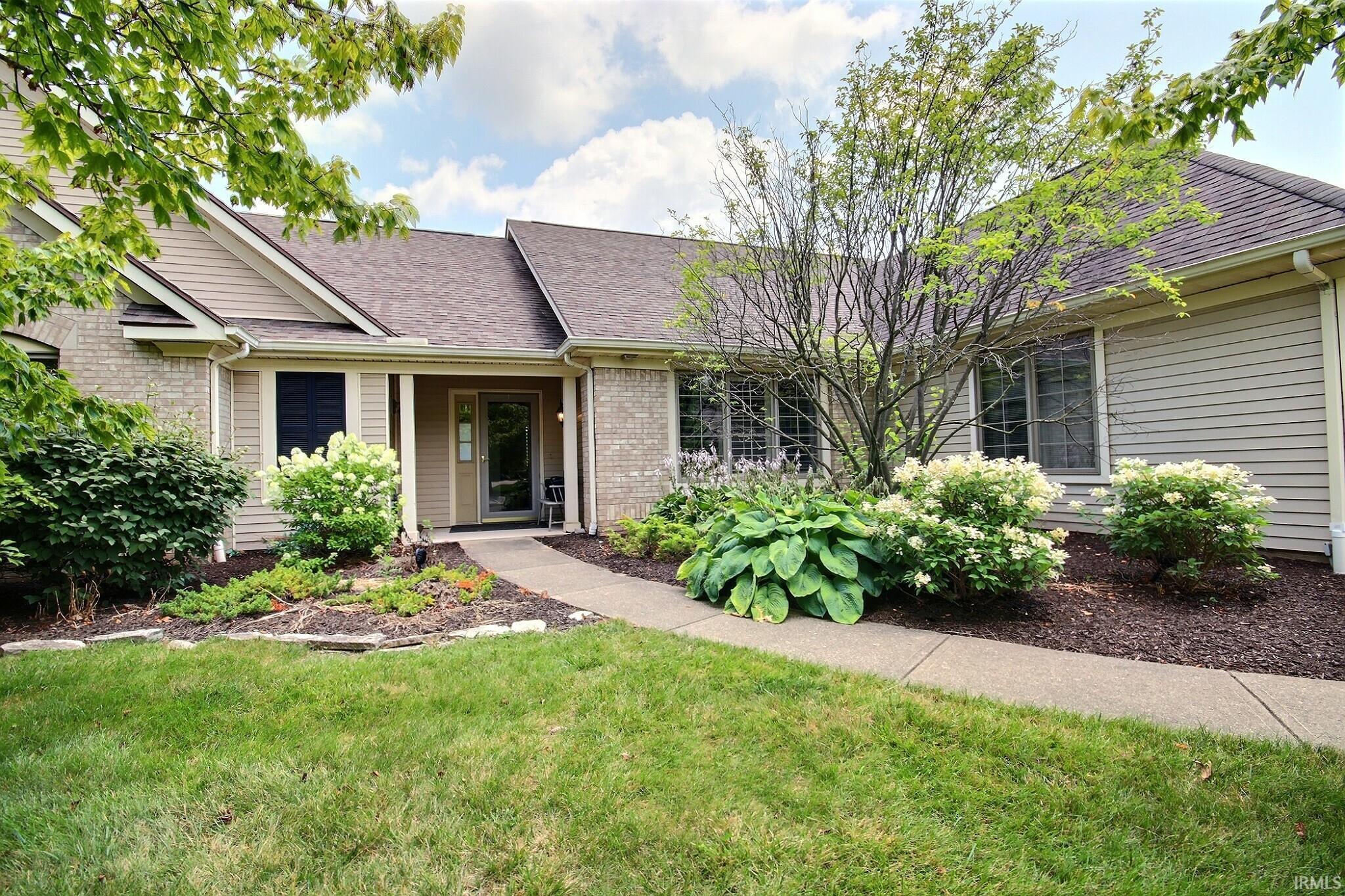 2933 Cunningham Drive Property Photo 1