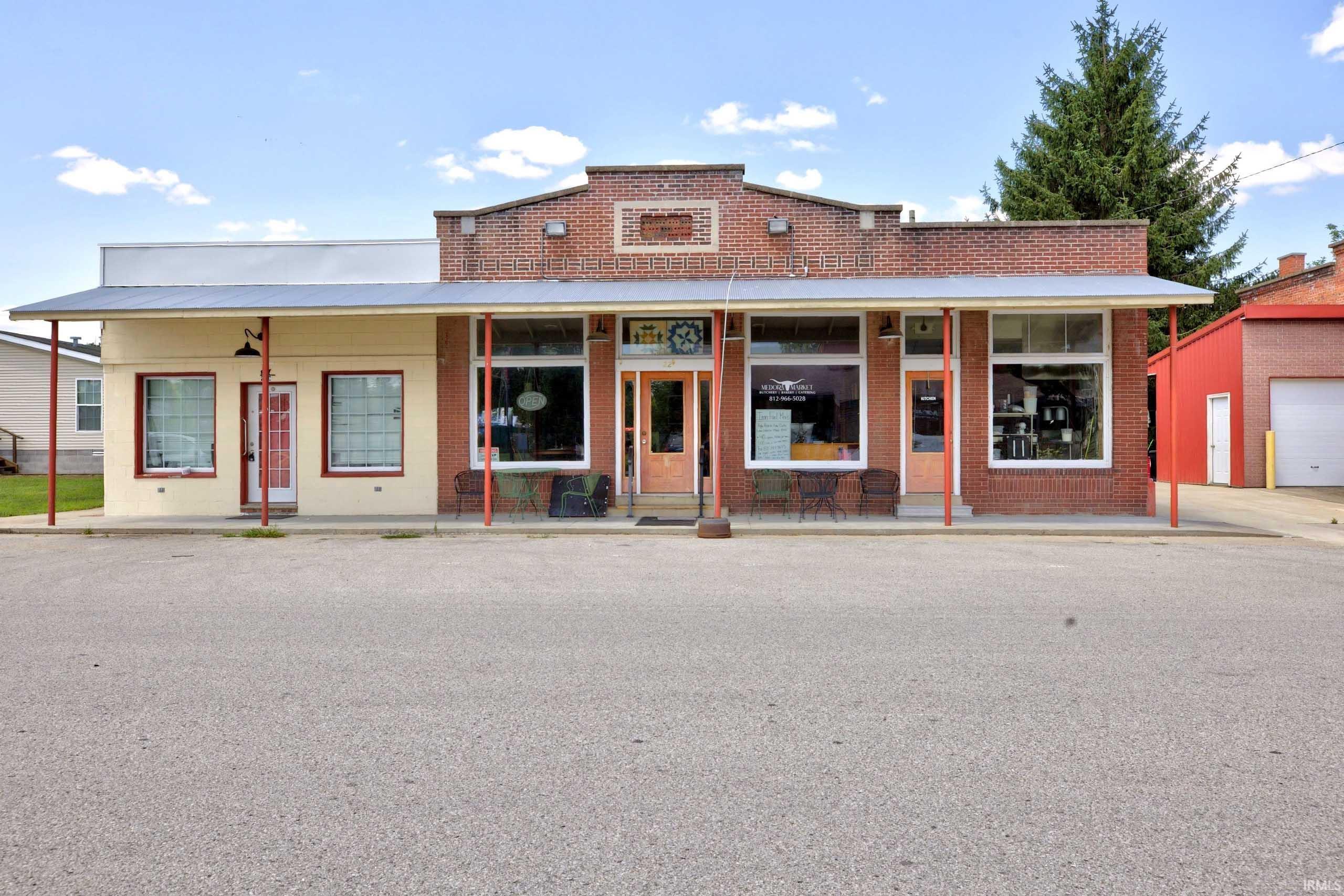 22 W Main Street Property Photo 1