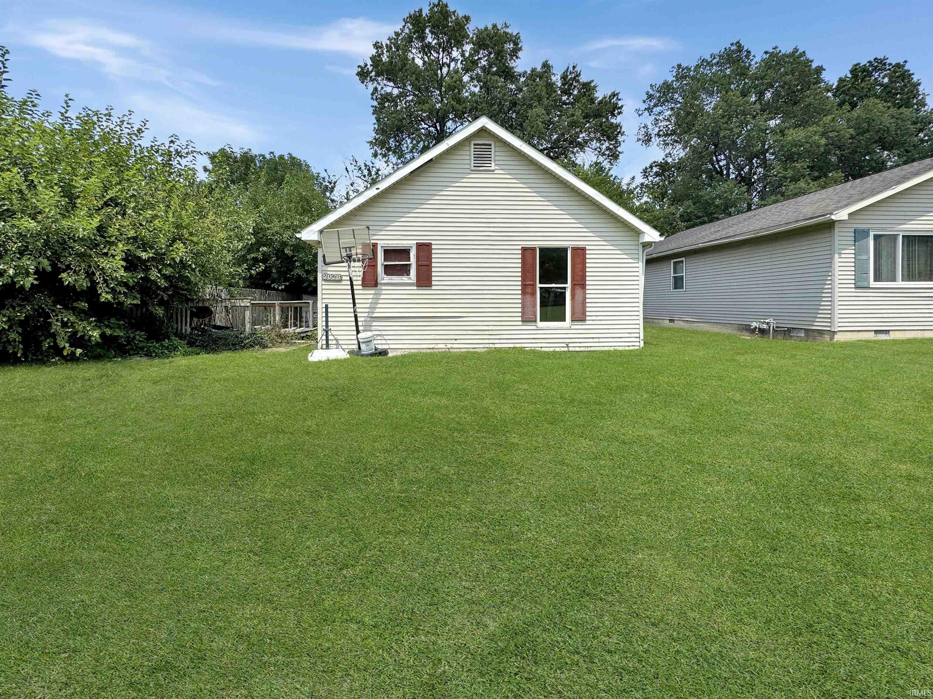 2028 Kathleen Avenue Property Photo 1