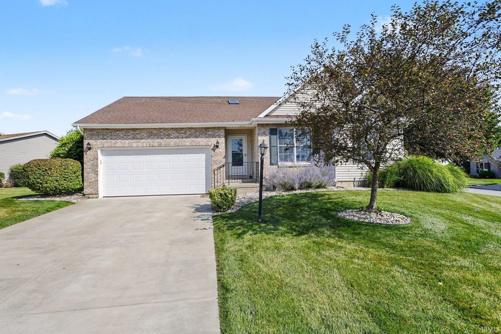 709 Villa Court Property Photo 1