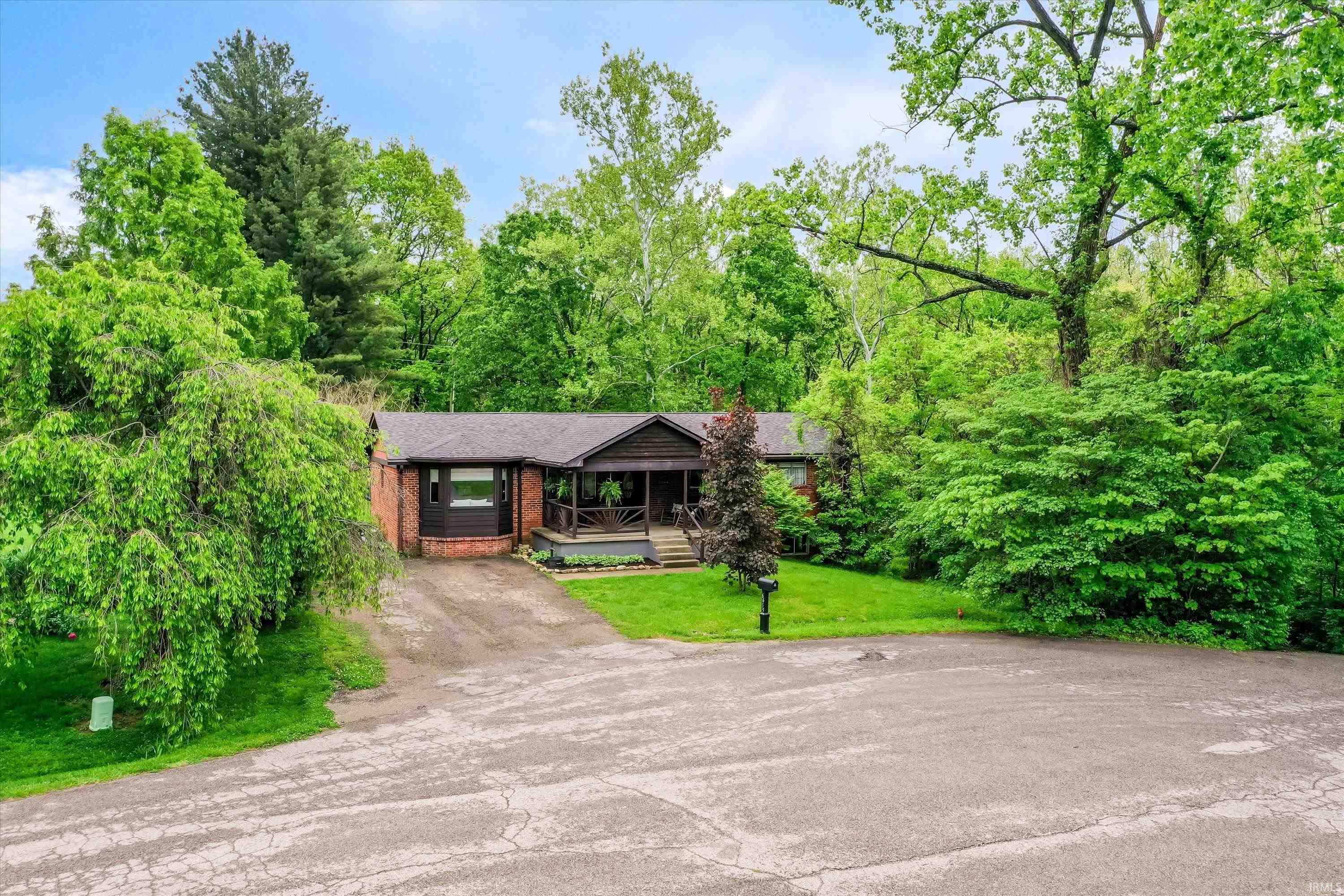 6655 Teeters Lane Property Photo 1