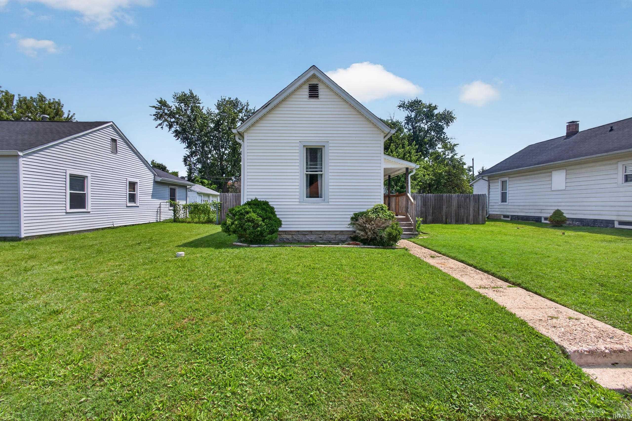 825 S 28th Street Property Photo 1