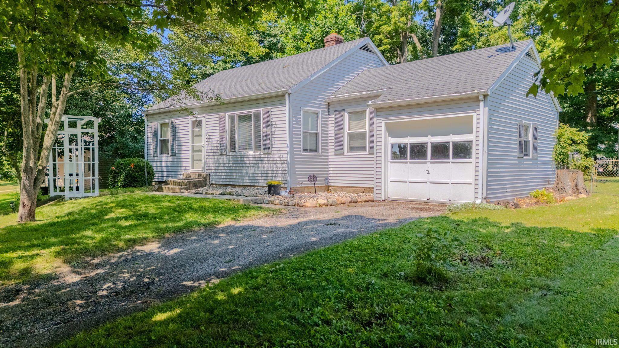 3 Parkway Drive Property Photo 1