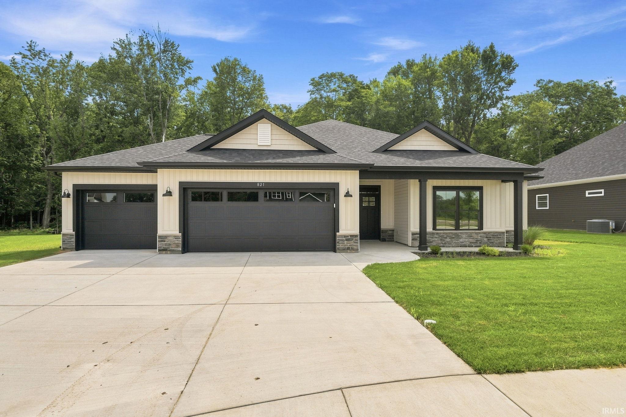 821 Hackberry Court Property Photo 1