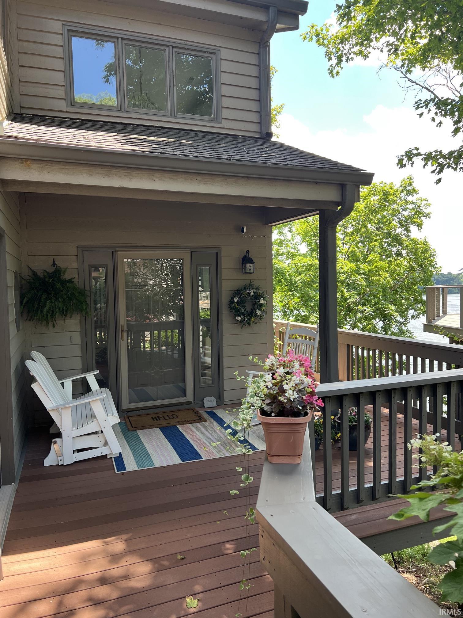 1824 E Waters Edge Drive Property Photo 1
