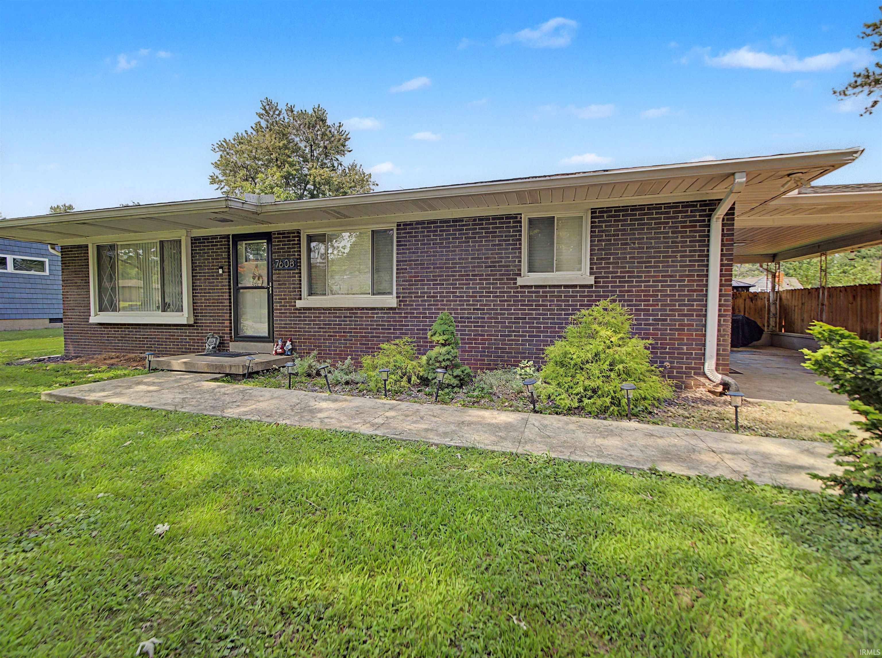 7608 Adams Avenue Property Photo 1