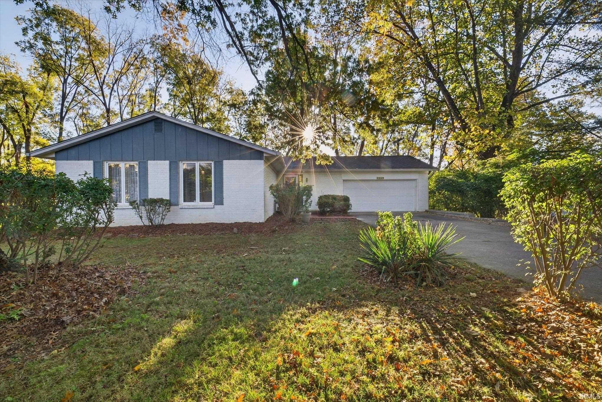 1529 E Dunstan Drive Property Photo 1