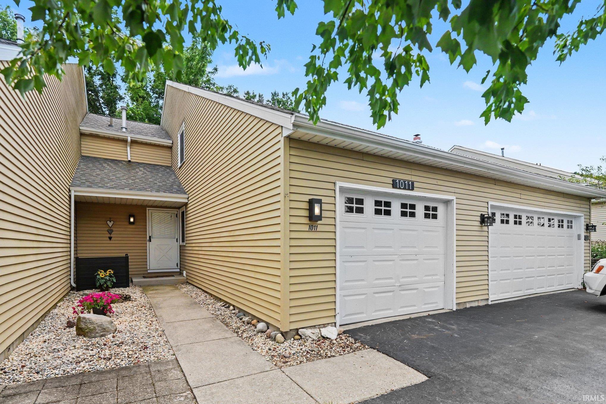 1011 Wheatstone Drive Property Photo 1