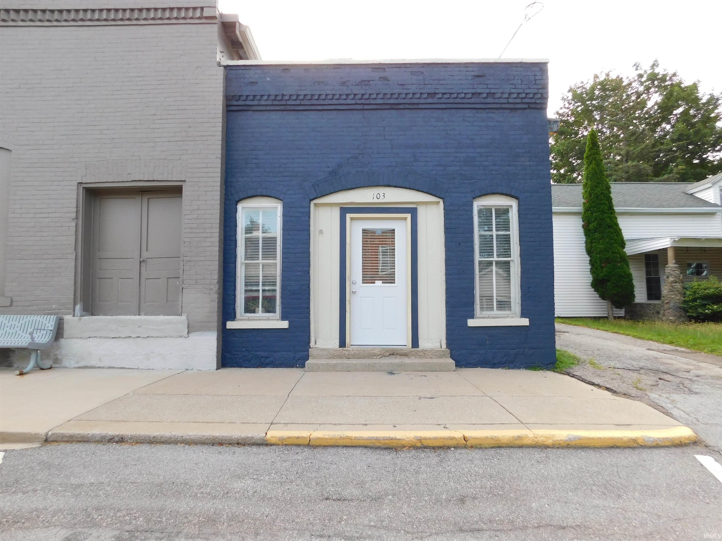 103 S Jefferson St Property Photo 1