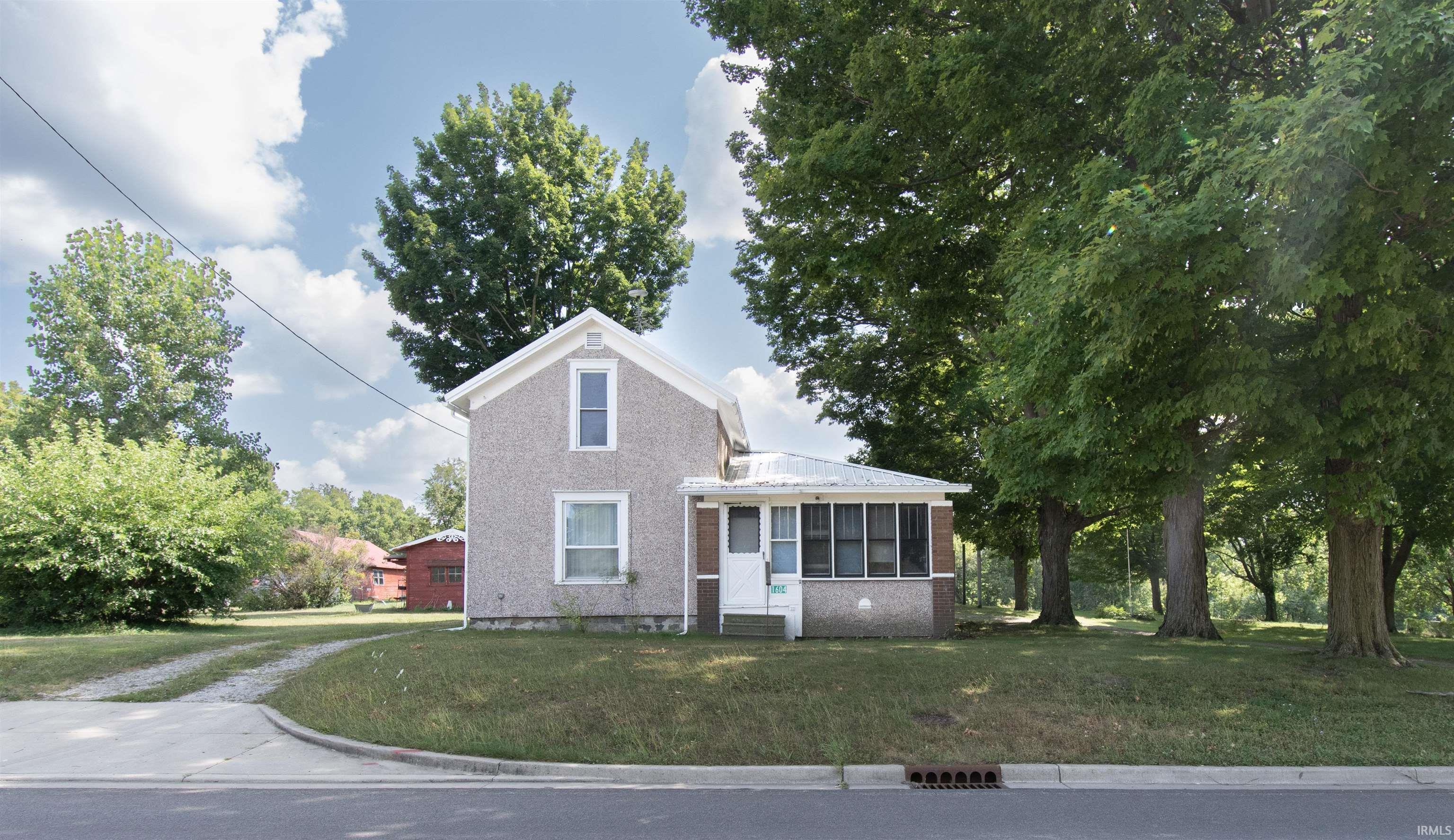 1604 Dowling Street Property Photo 1