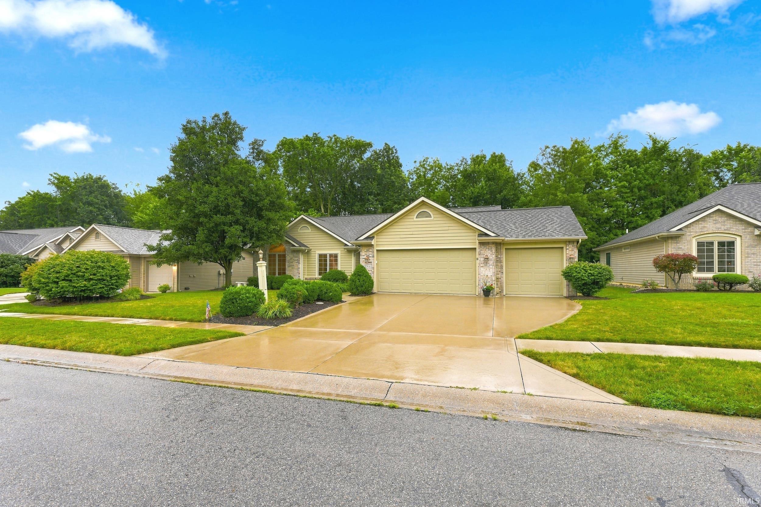 12914 Charenton Court Property Photo 1