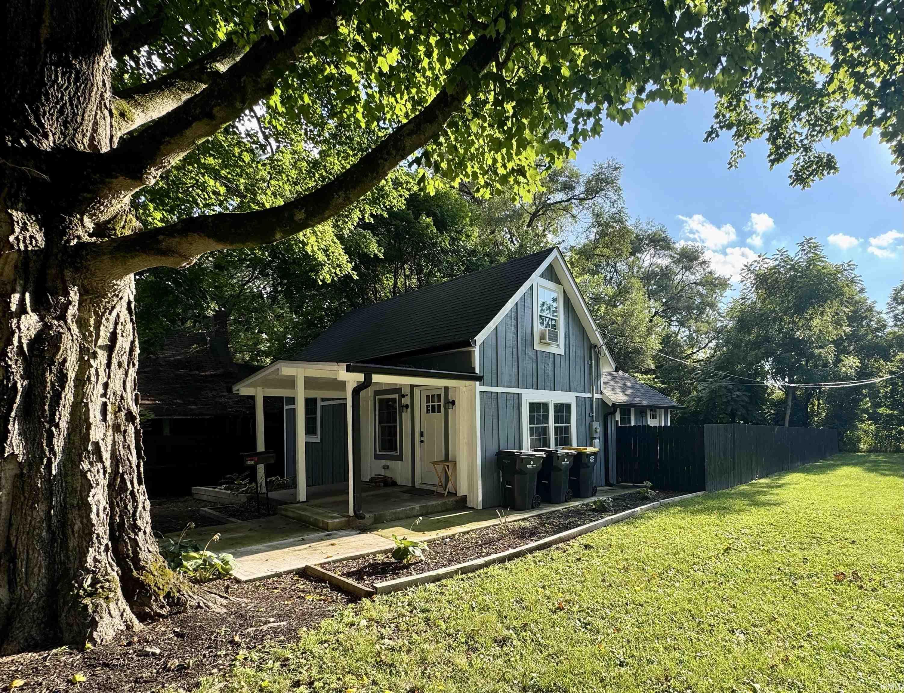1015 Chestnut Street Property Photo 1