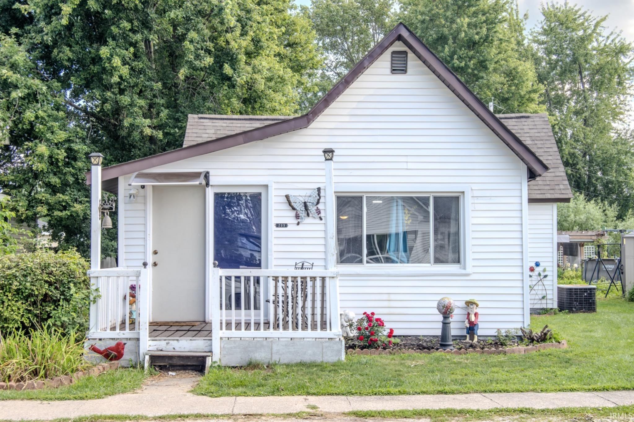 209 W Madison Street