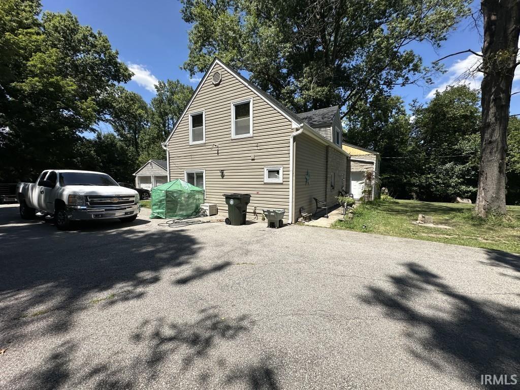 1705 Graybrook Lane Property Photo 1