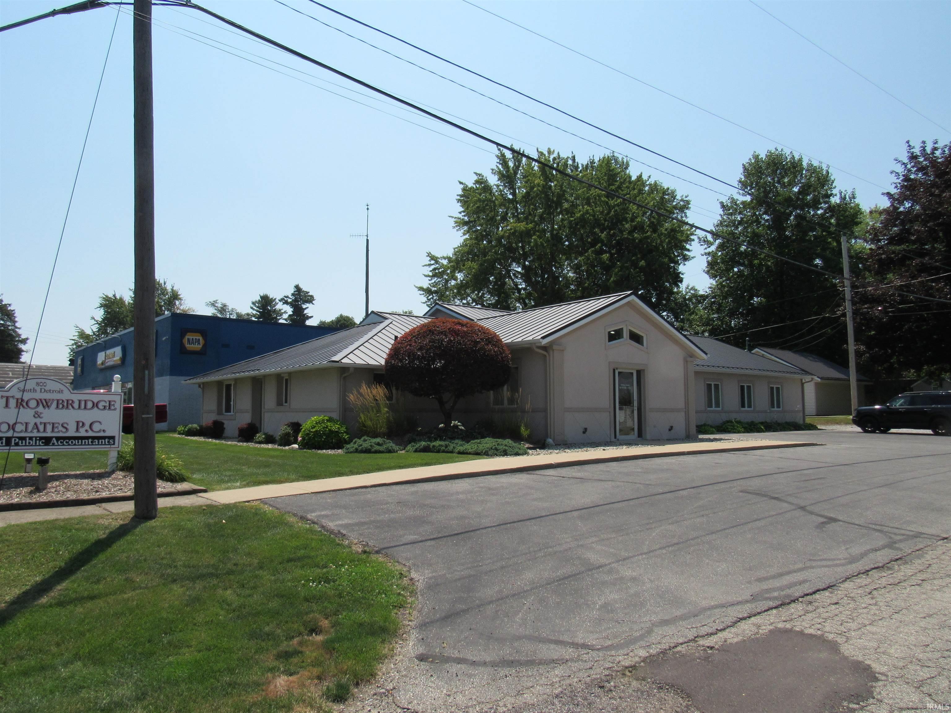 800 S Detroit Street