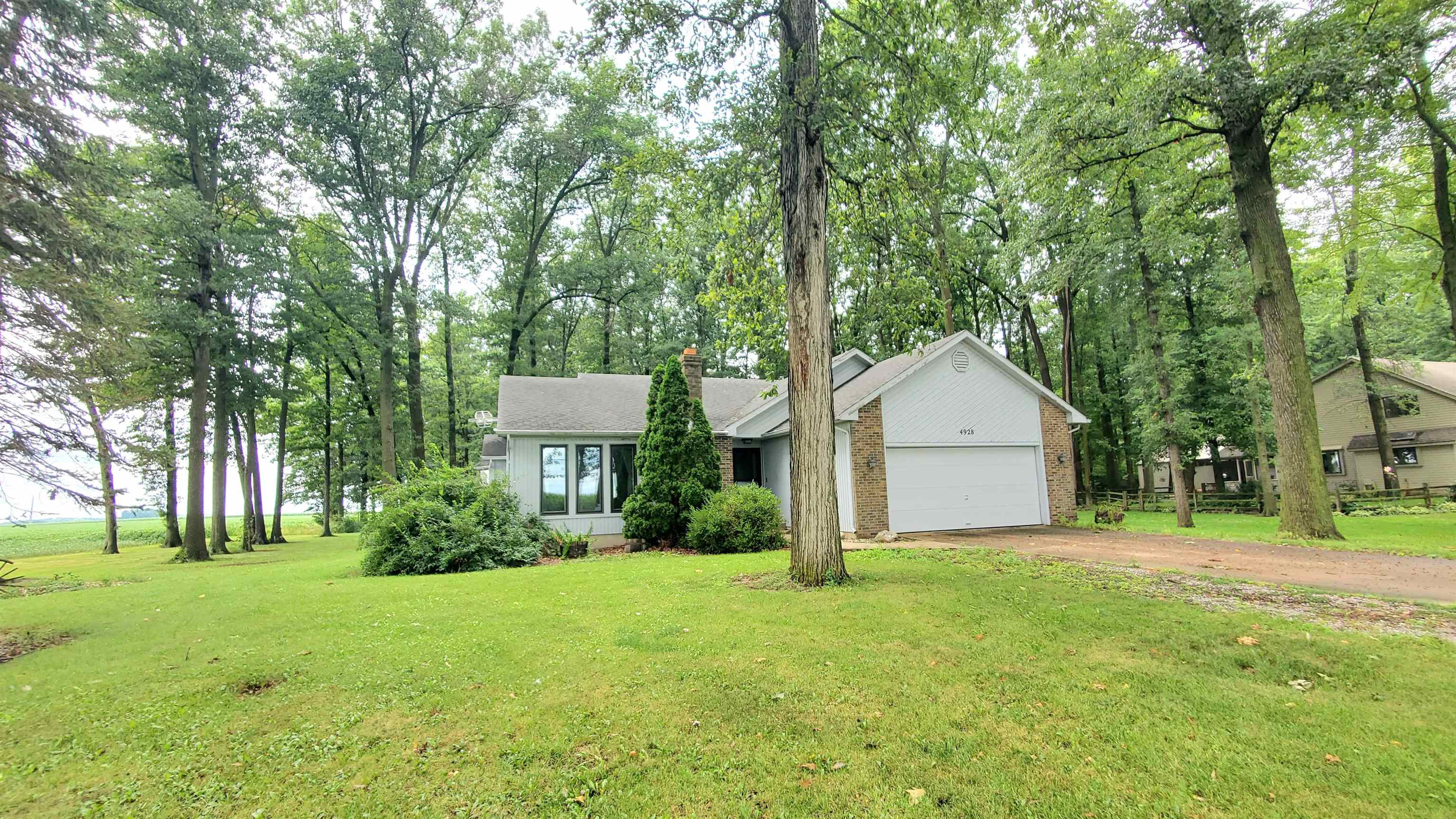 4928 S Webster Road Property Photo 1