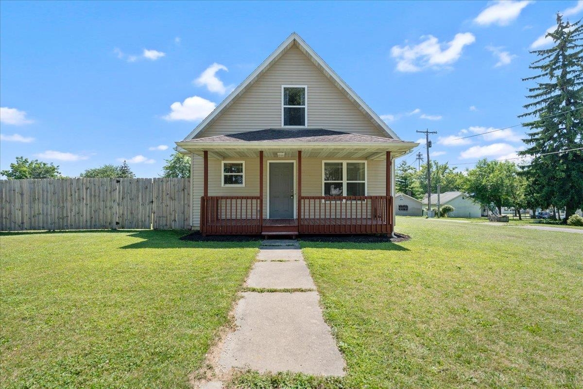 103 W Miller Street Property Photo 1
